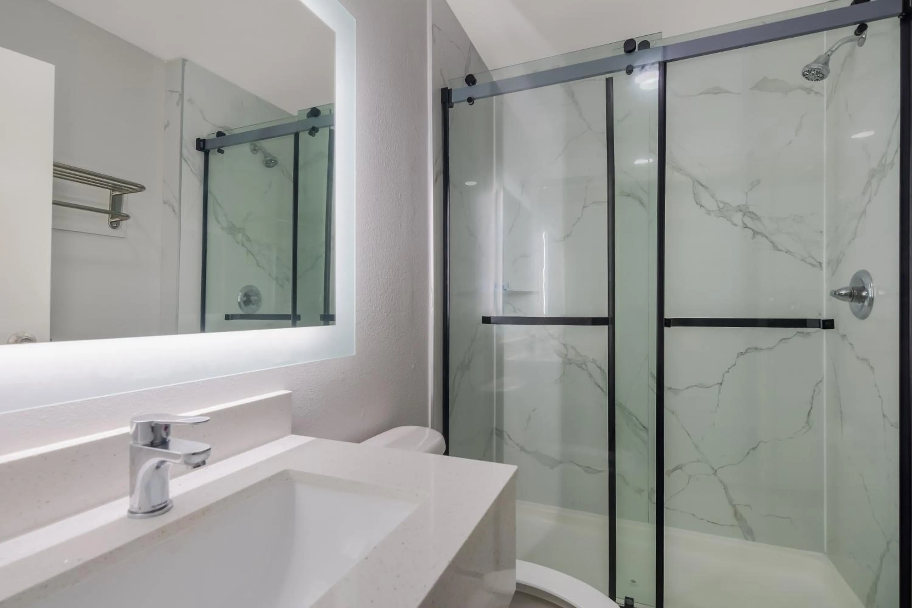 Americas Best Value Inn and Suites Lake Charles