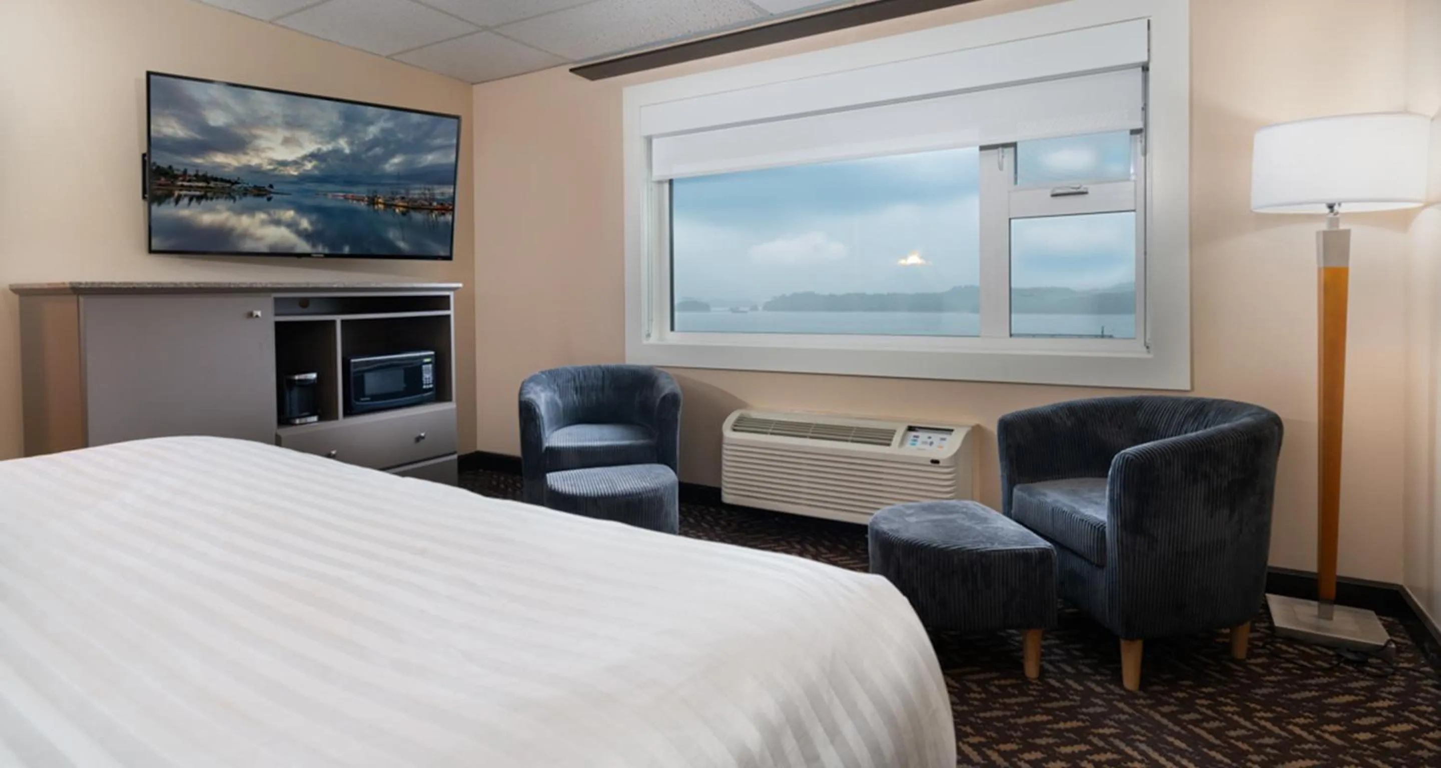 Bed in Prestige Oceanview Hotel Prince Rupert