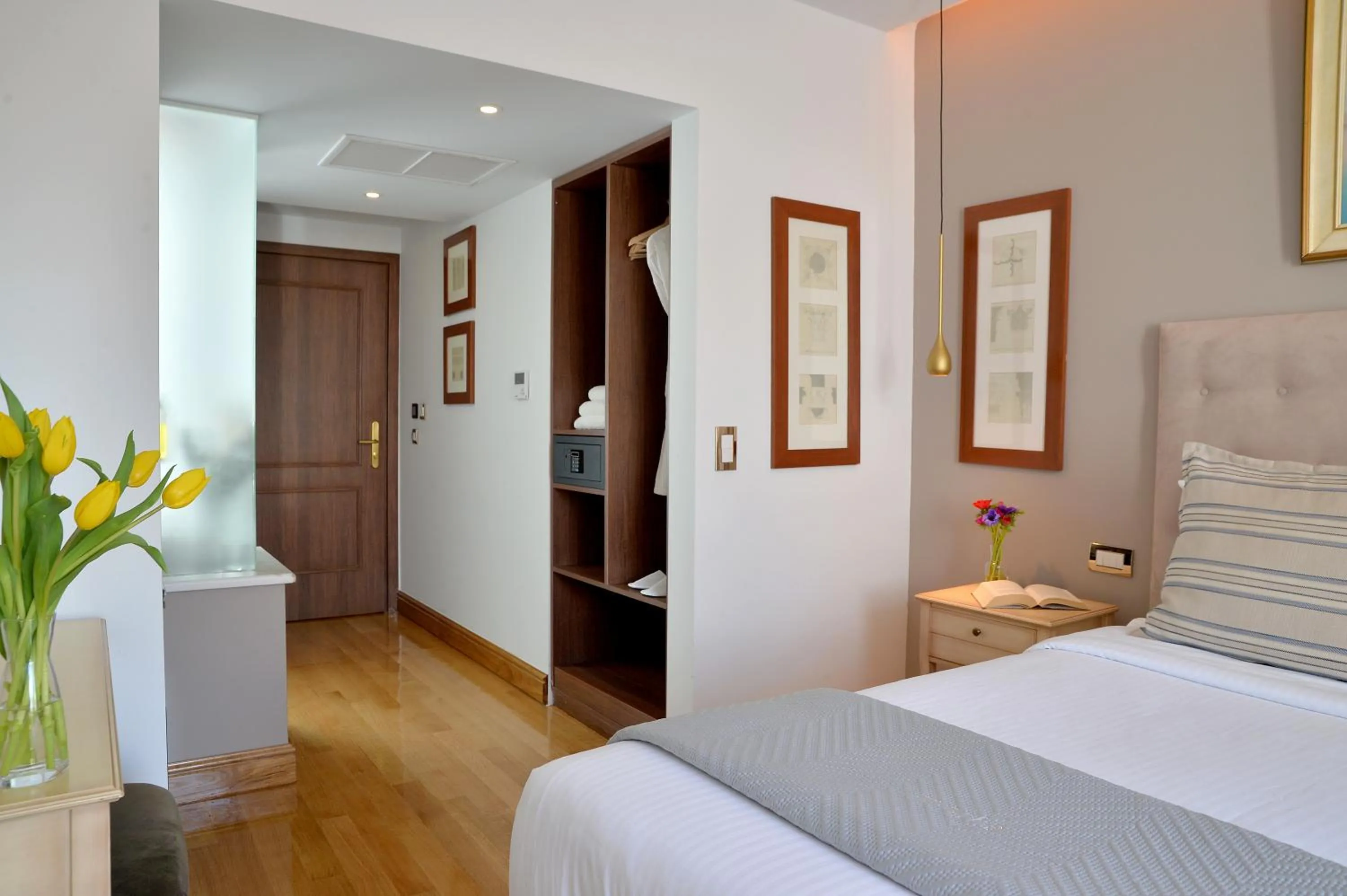 Photo of the whole room, Bed in Acropolian Spirit Boutique Hotel