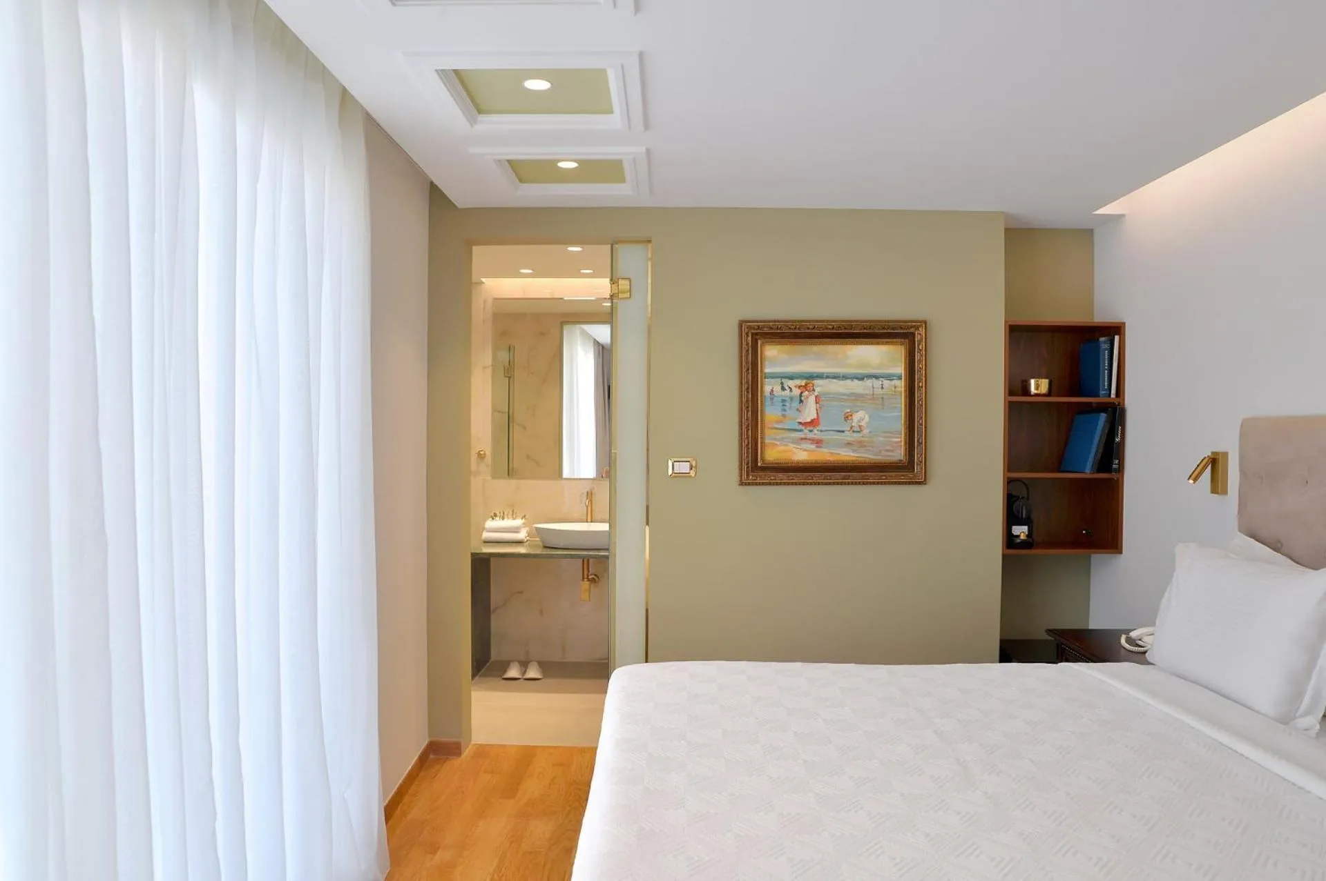 Photo of the whole room, Bed in Acropolian Spirit Boutique Hotel