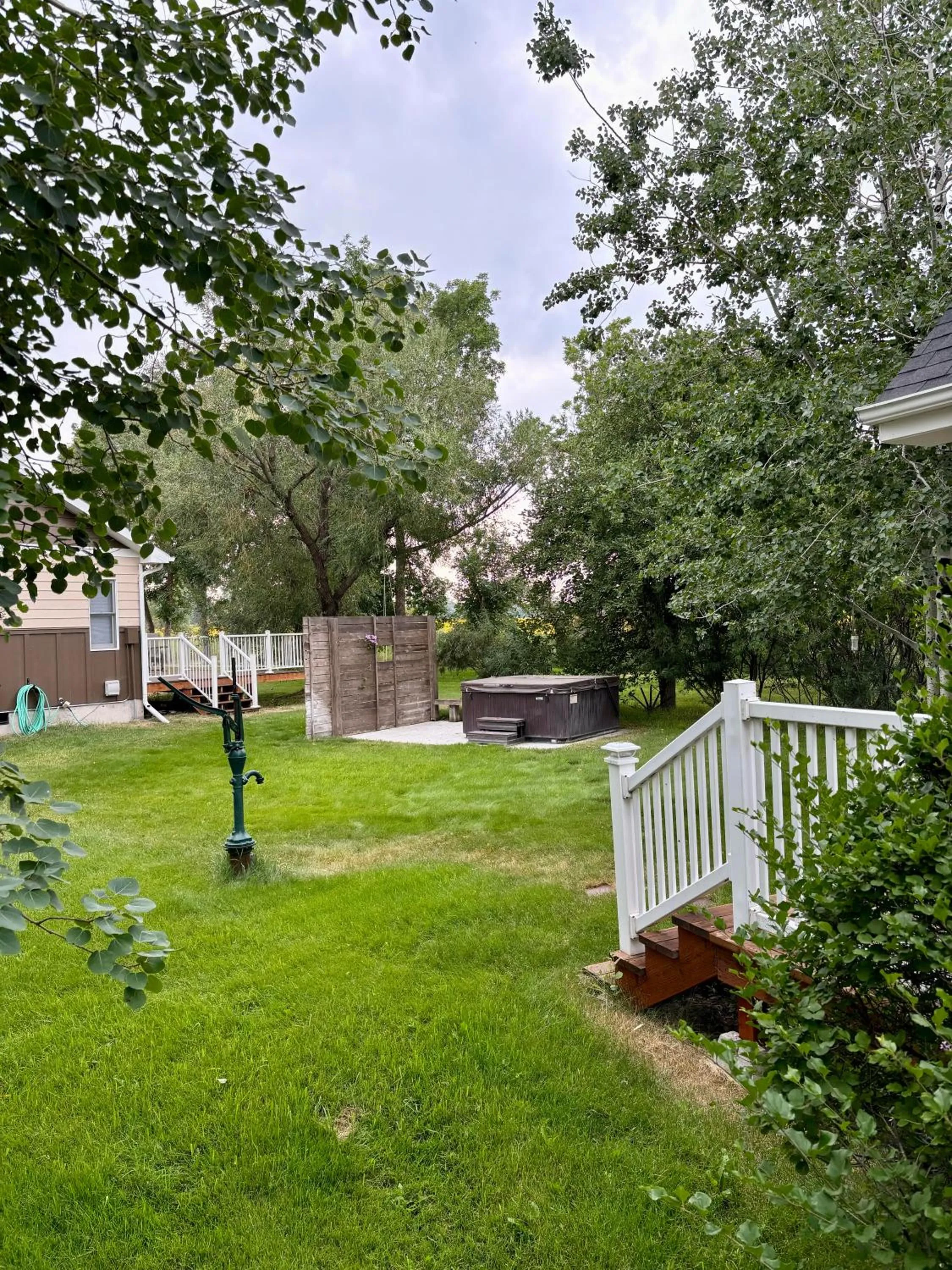 Natural landscape in Fox Hollow Inn