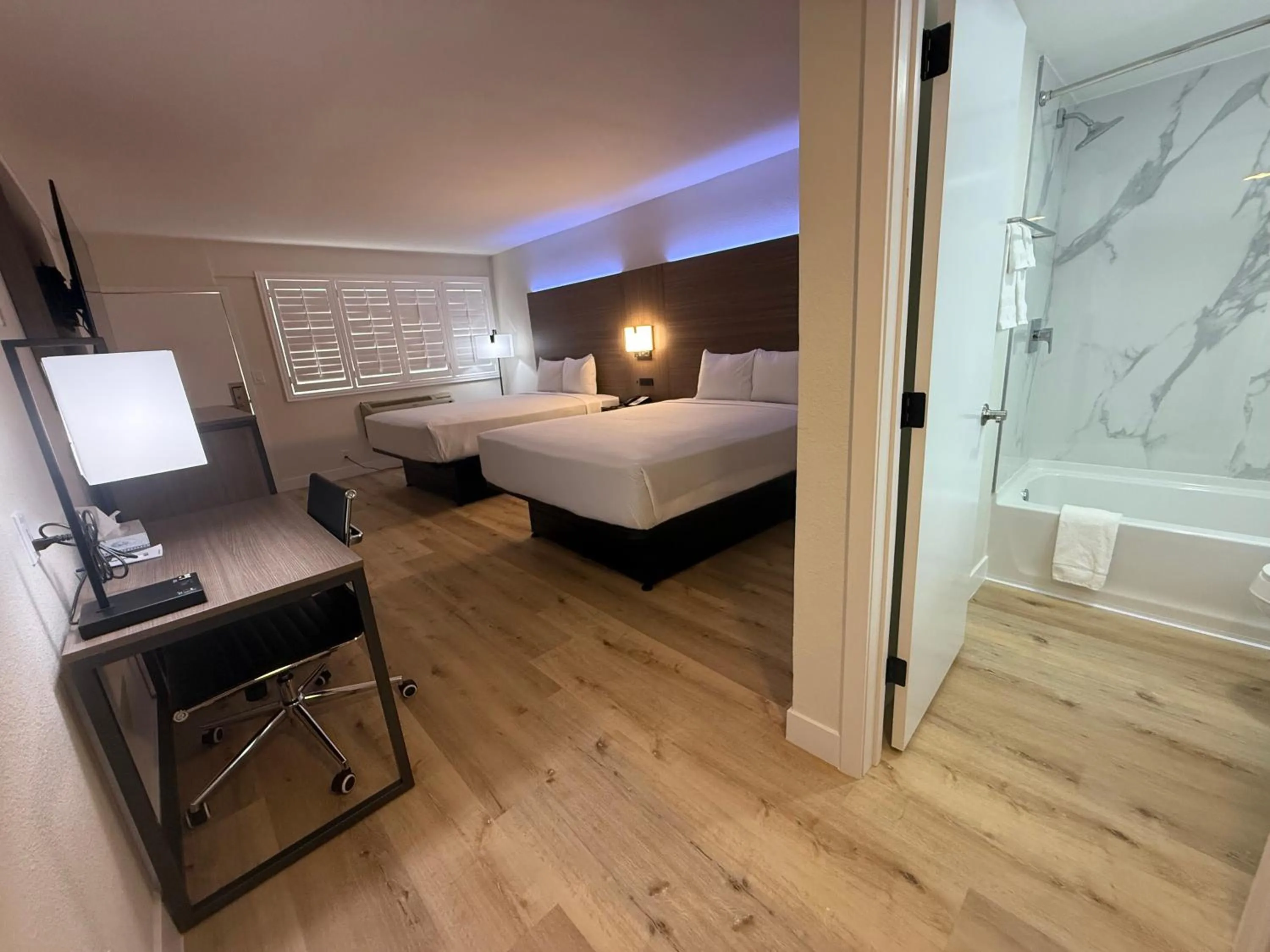 Bed in Travelodge by Wyndham Imperial - El Centro