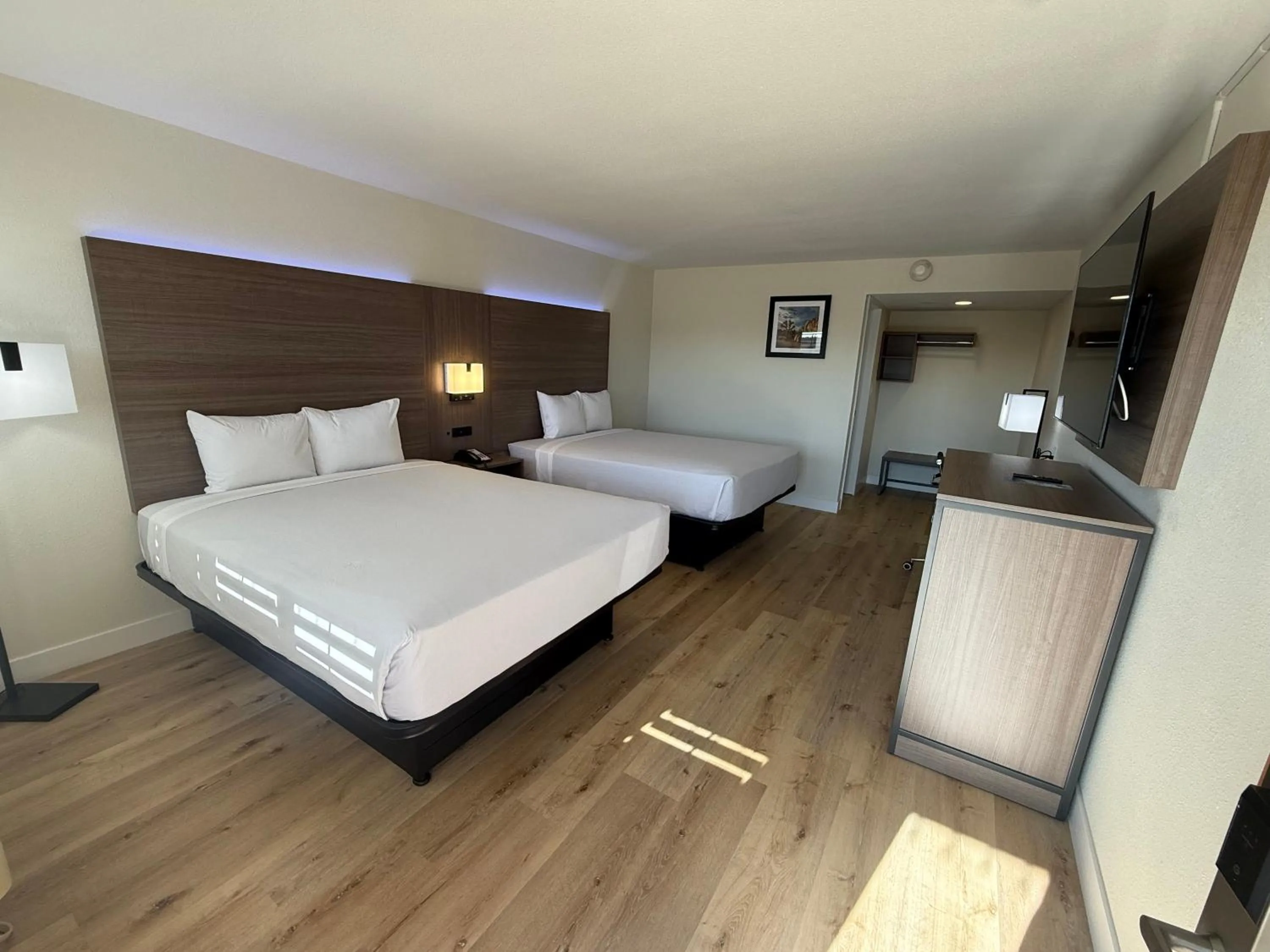 Bed in Travelodge by Wyndham Imperial - El Centro