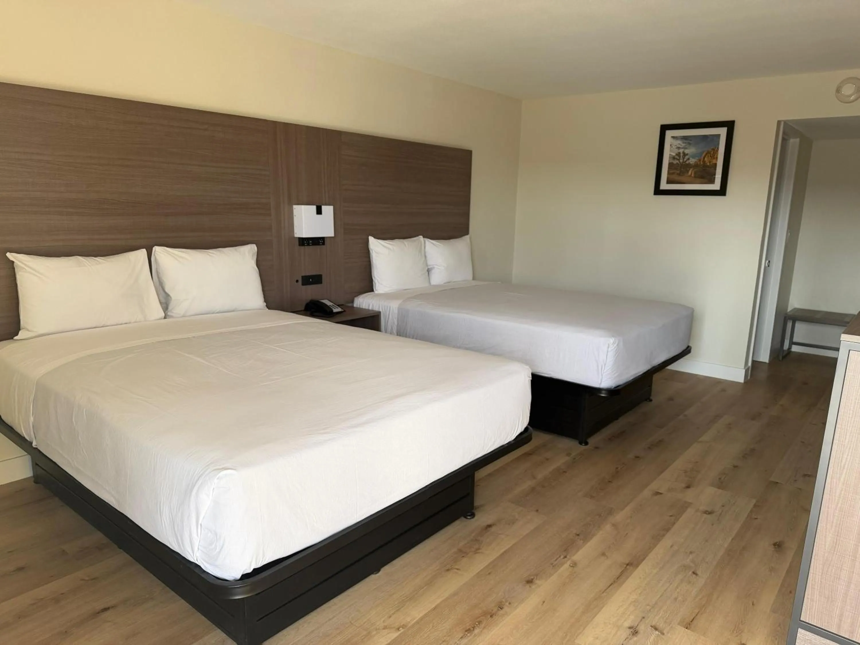 Bed in Travelodge by Wyndham Imperial - El Centro