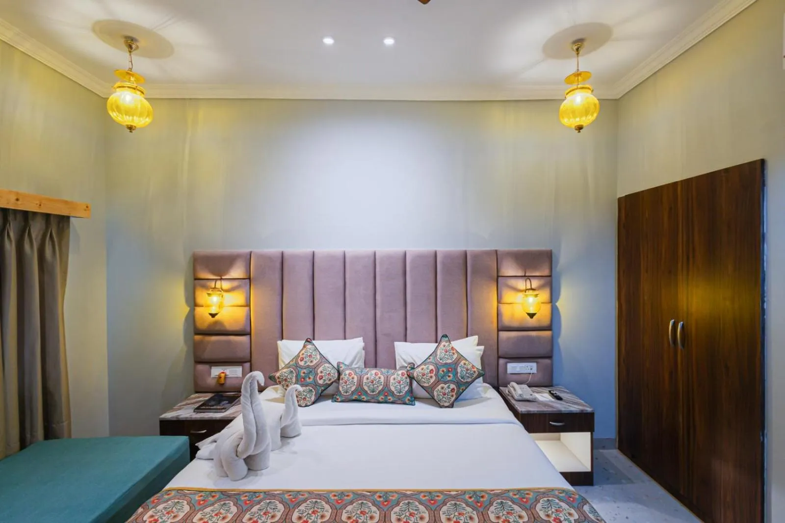 Bedroom, Bed in Bamboo Saa Resort & Spa - Udaipur