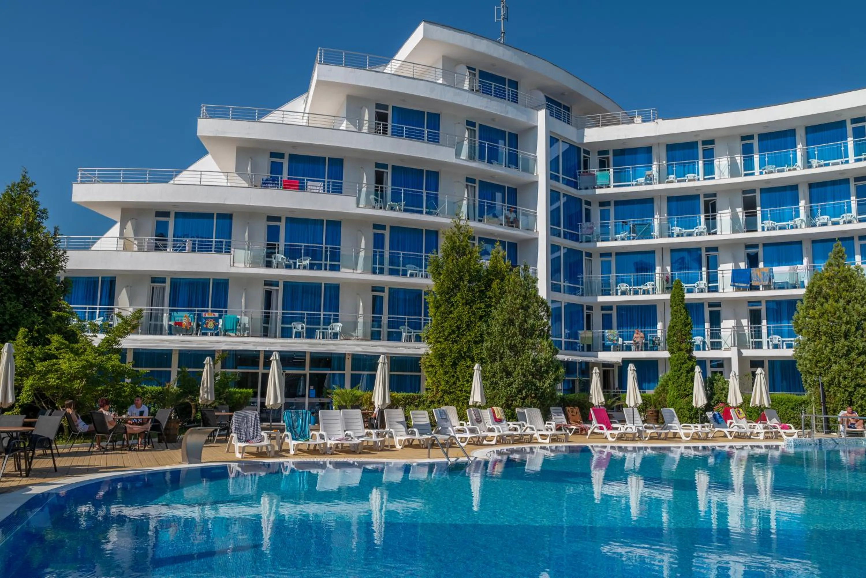 Property building in Queen Nelly