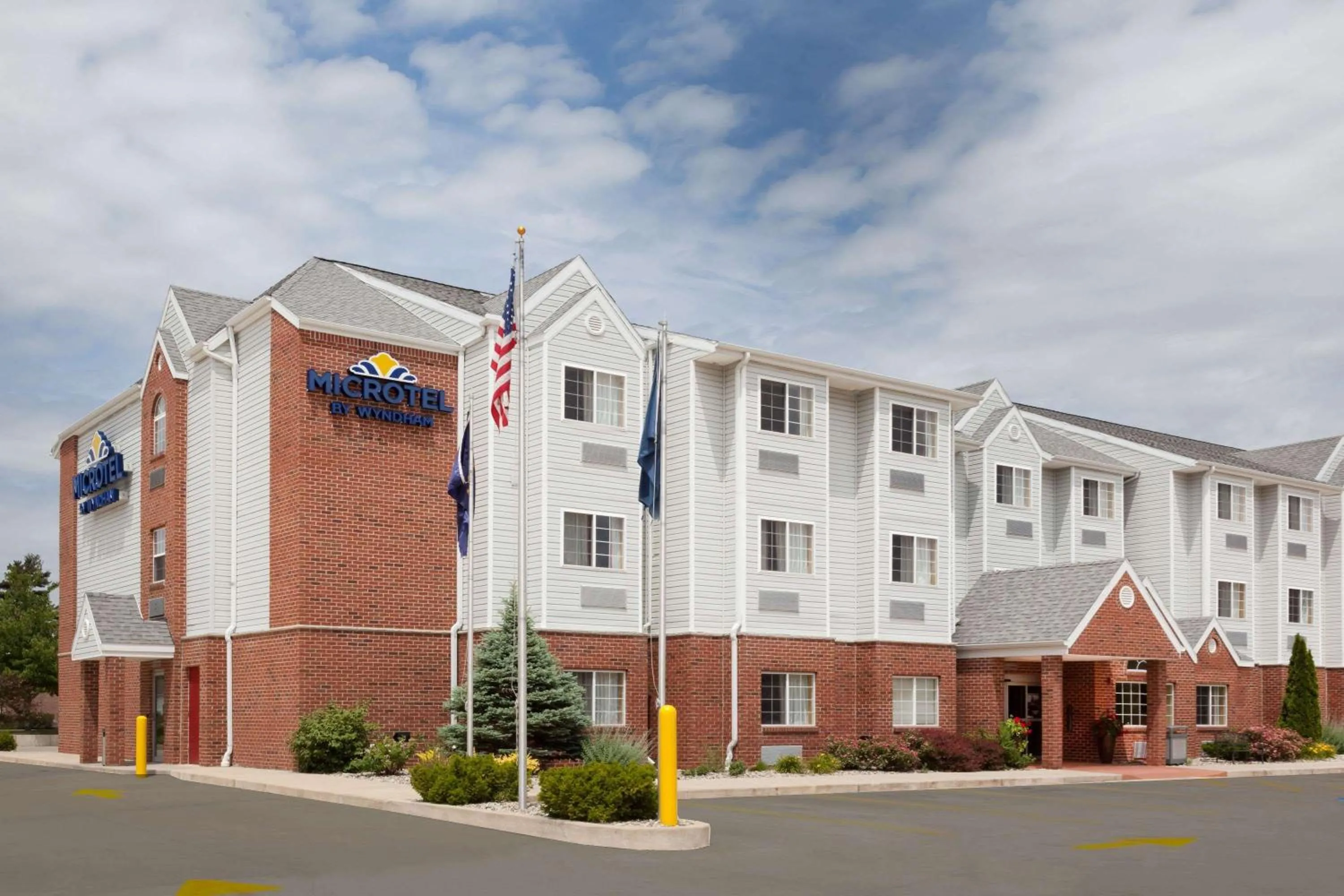 Property building in Microtel by Wyndham South Bend Notre Dame University