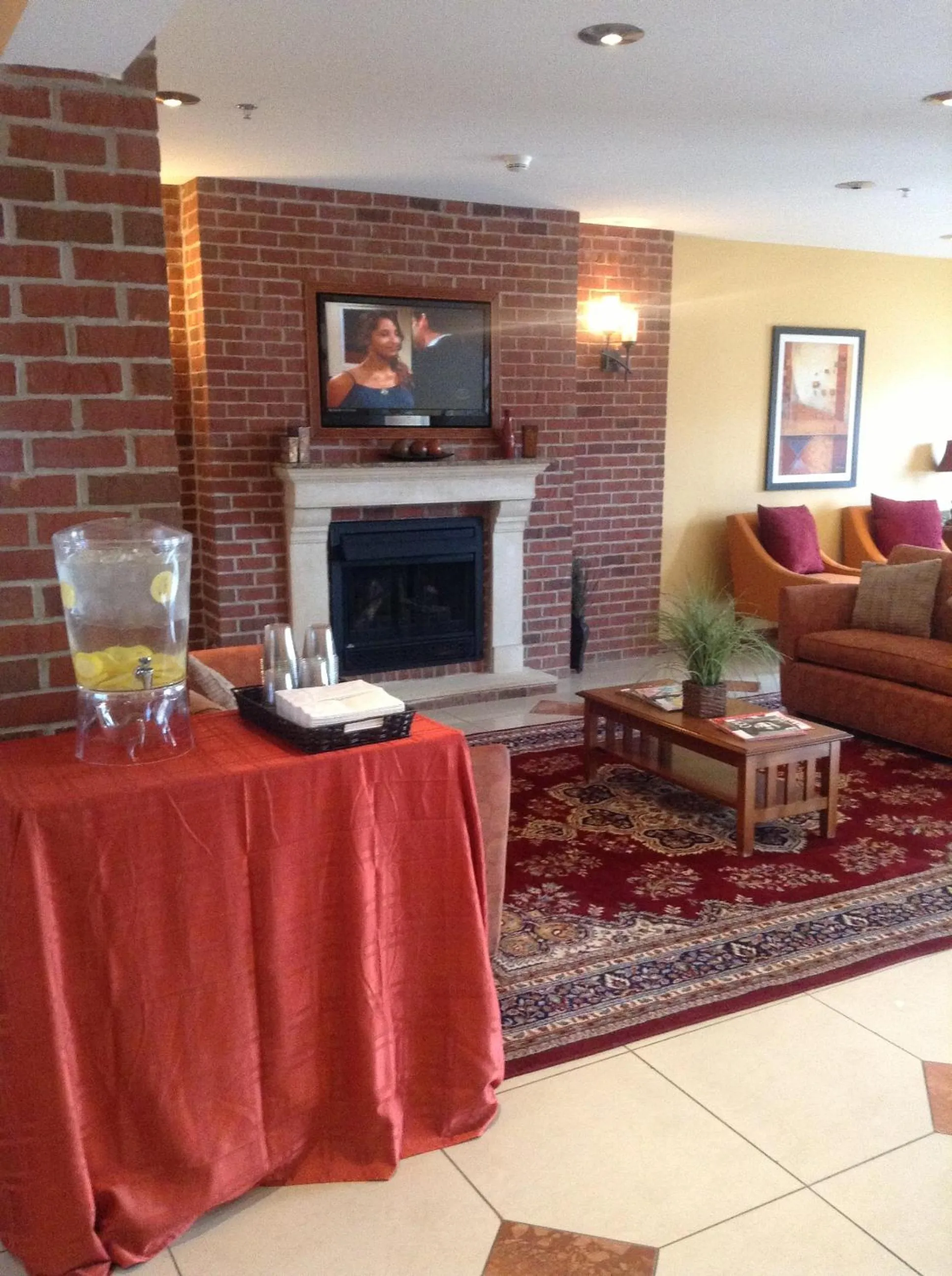 Lobby or reception in Microtel by Wyndham South Bend Notre Dame University