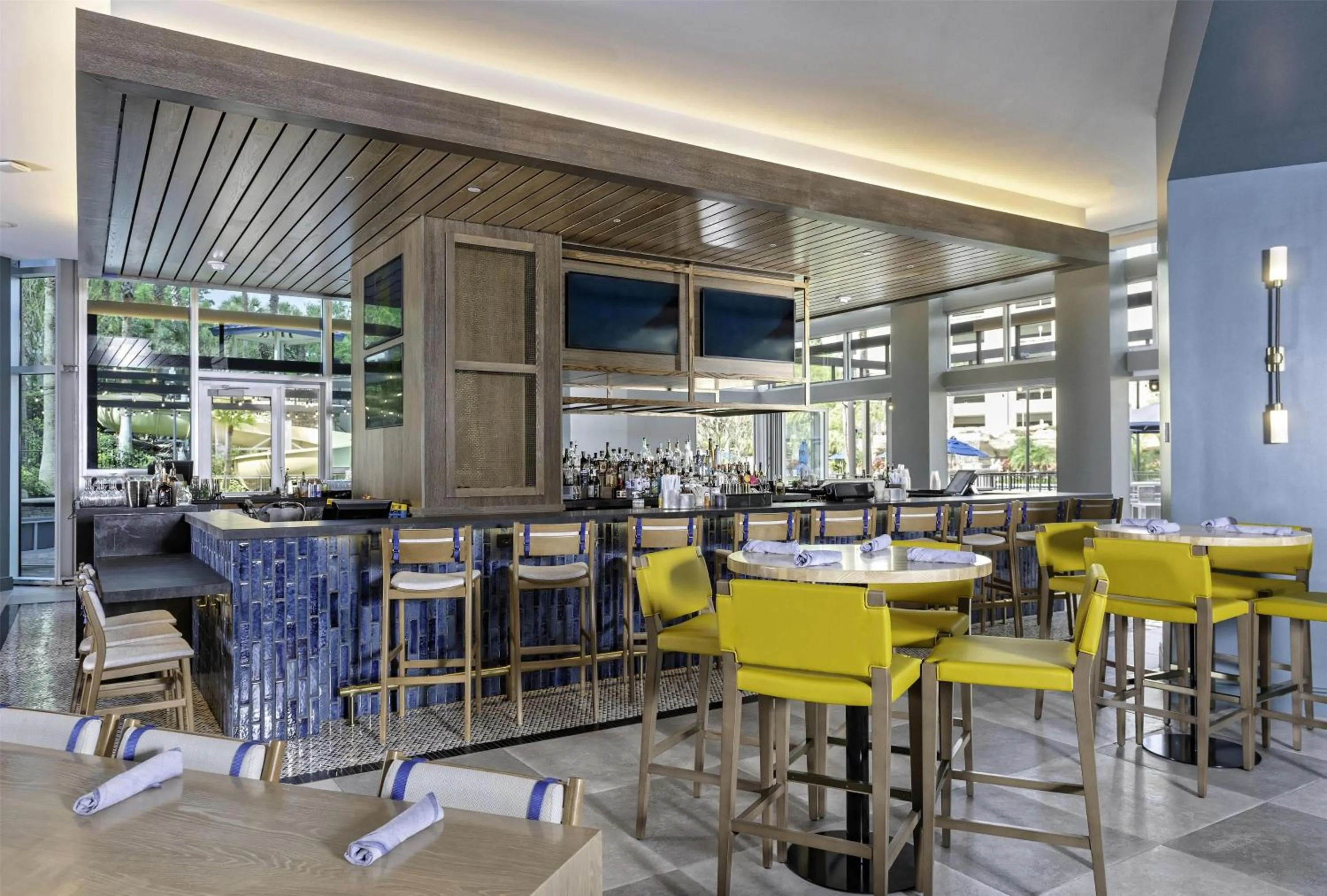 Lounge or bar in Hyatt Regency Orlando