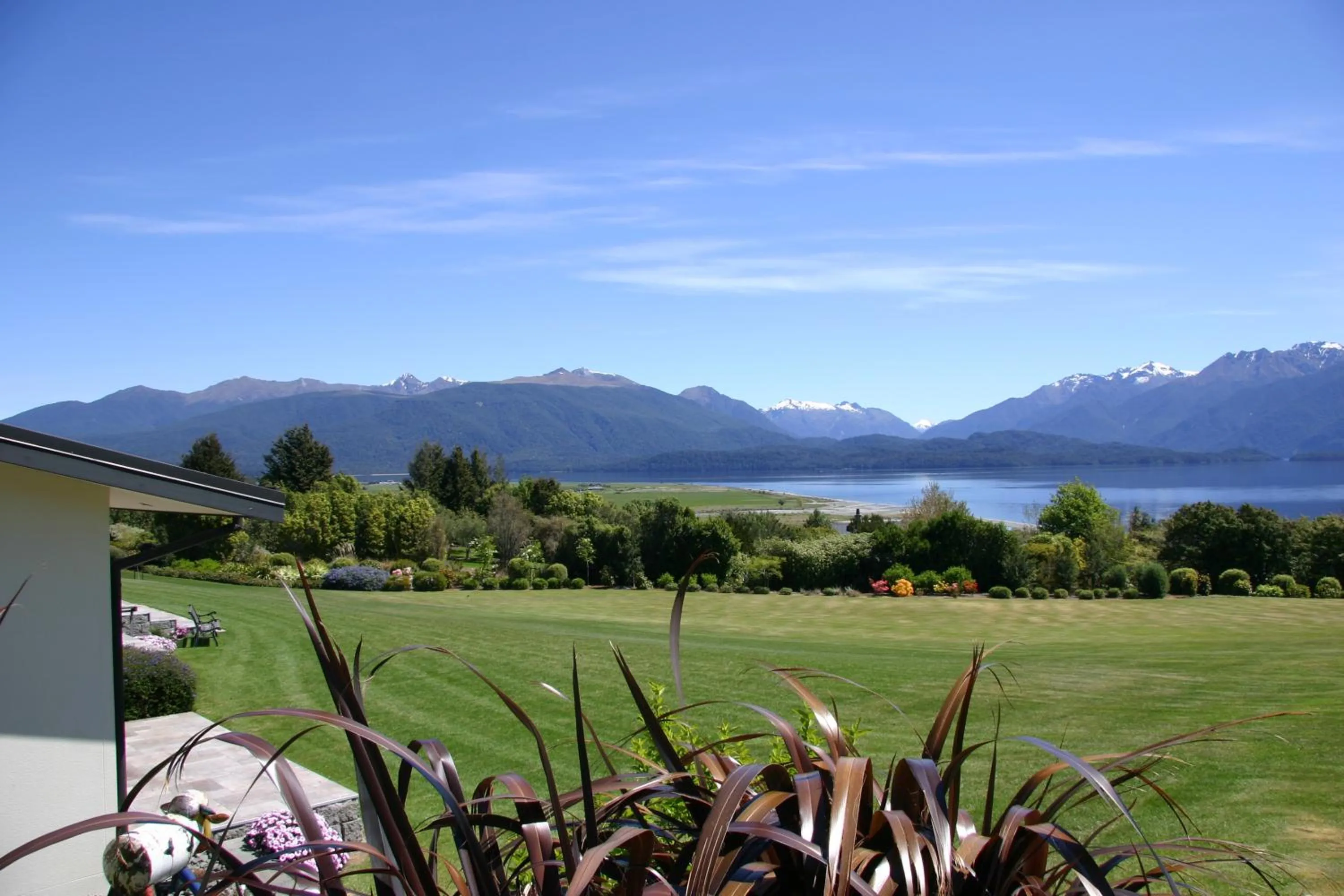 Lake view in High Leys Lodge