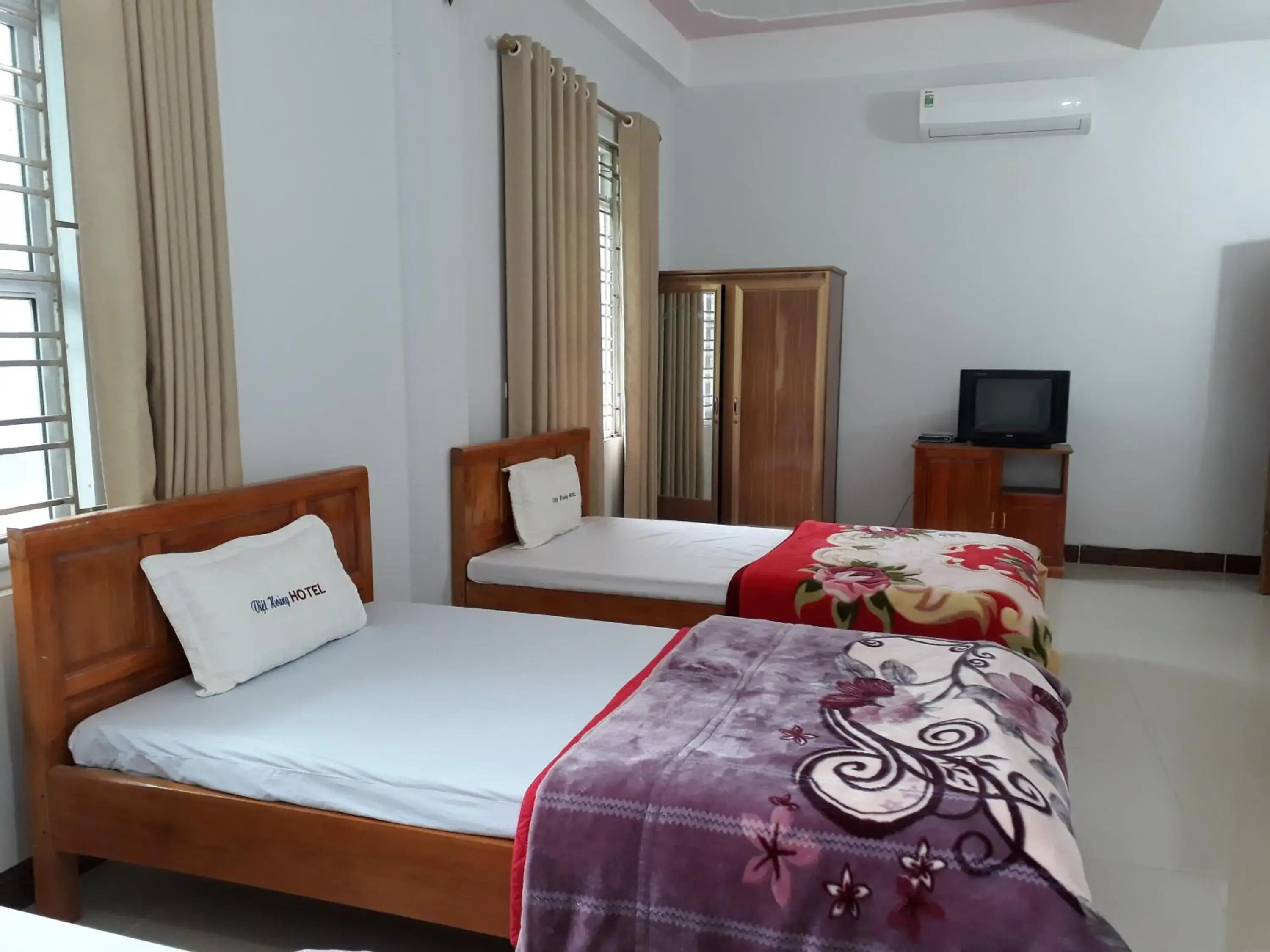 Twin Room in Viet Hoang Hotel Bao Lac Twin Room in Viet Hoang Hotel Bao Lac