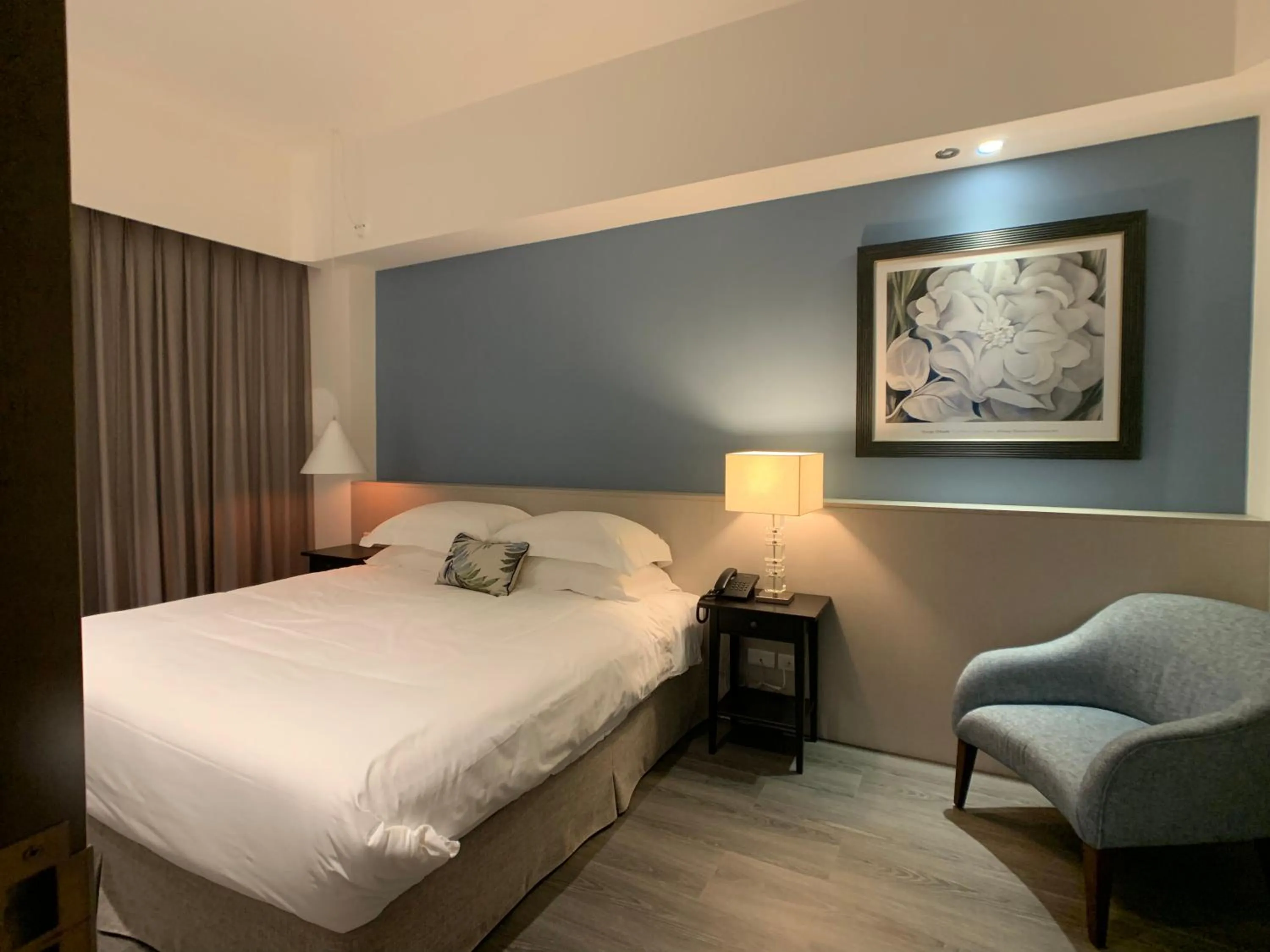 Photo of the whole room, Bed in Buluba-Green Fields