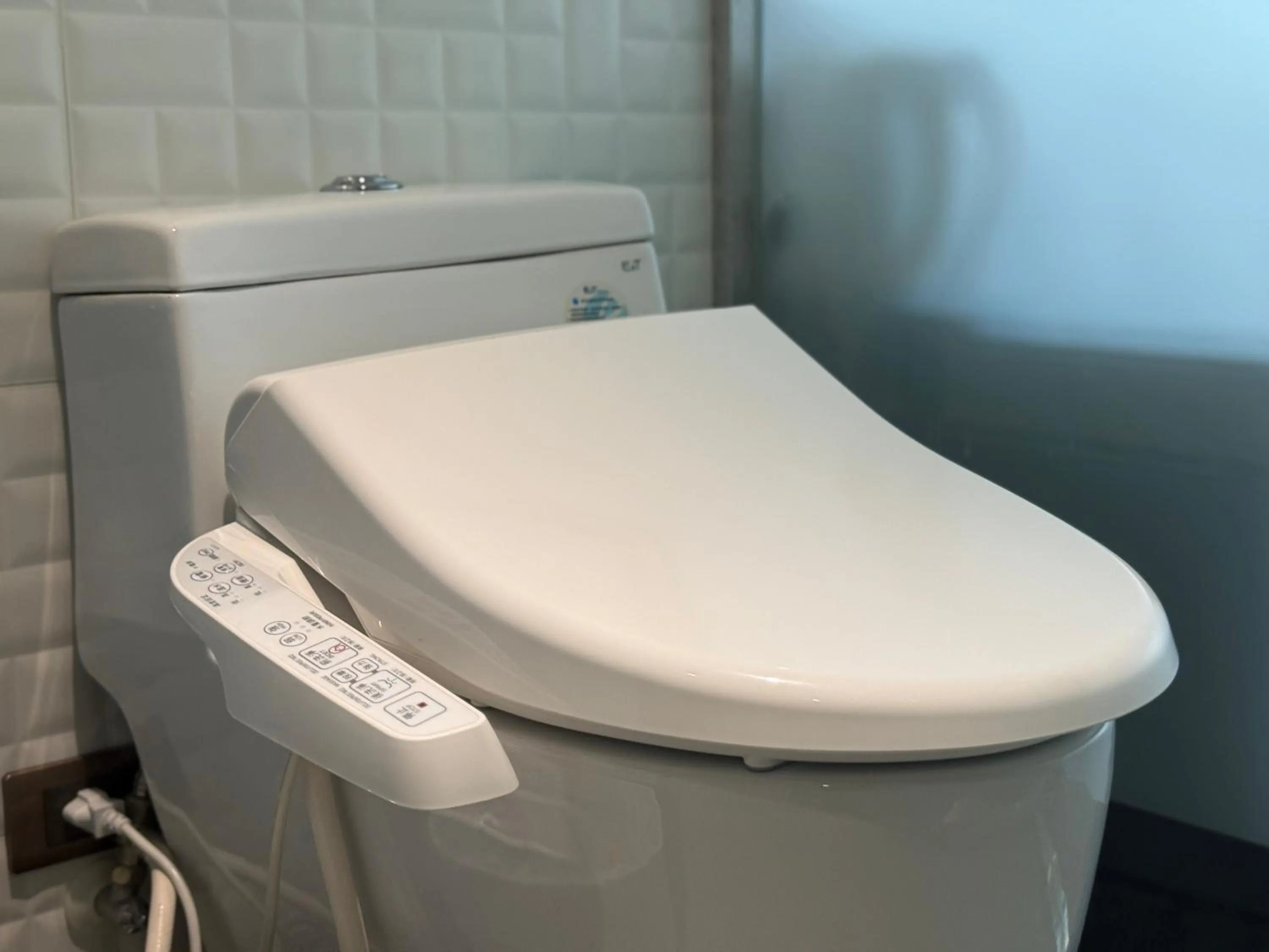 bidet in 泊居旅店二館 Oursinn Hotel 2