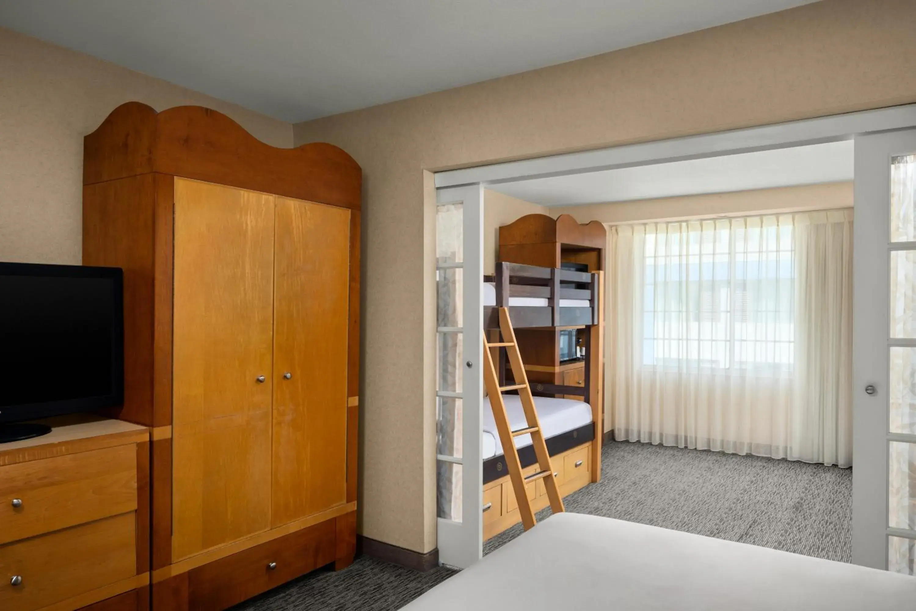 Family Suite in Anaheim Portofino Inn & Suites Family Suite in Anaheim Portofino Inn & Suites