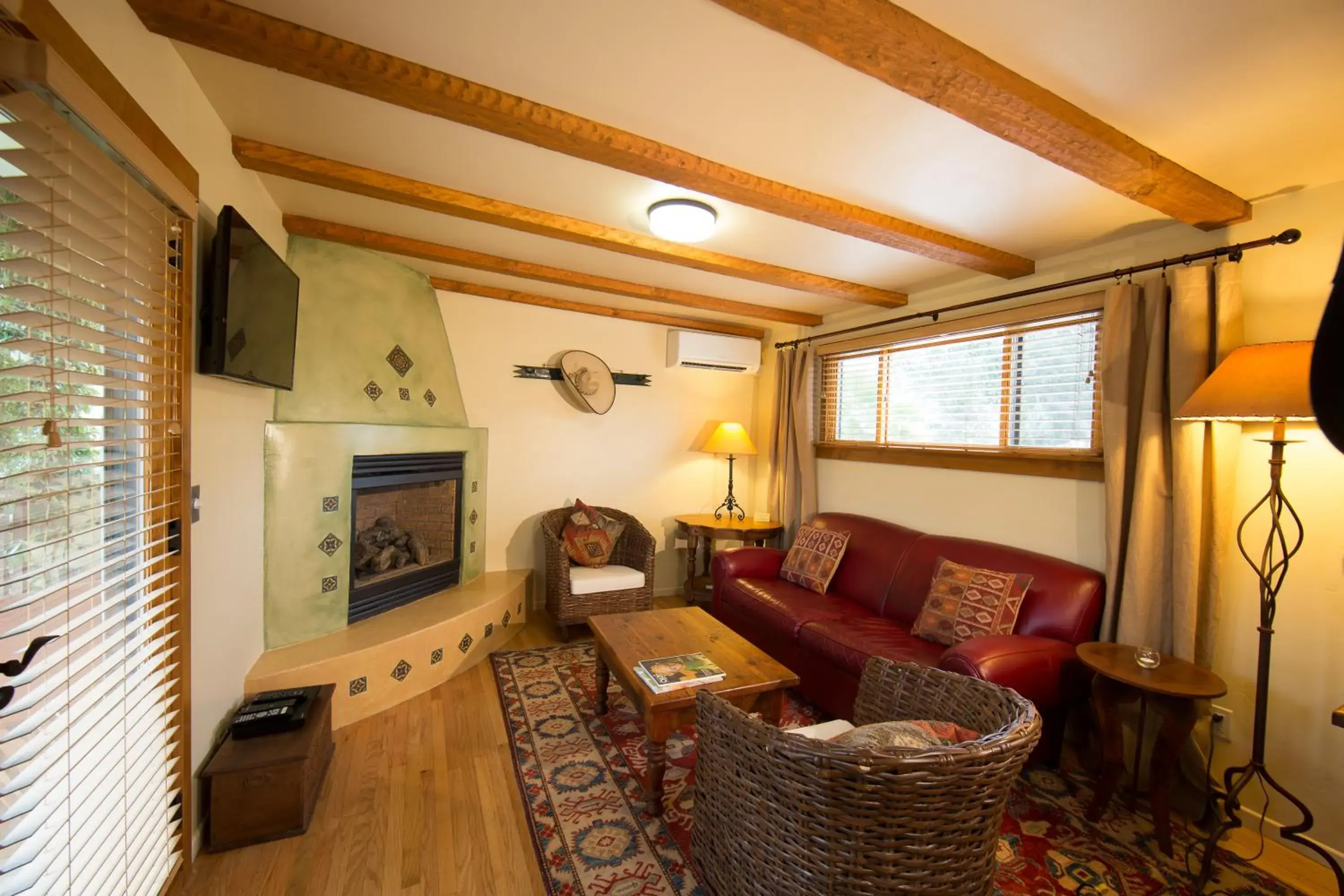 Suite with Balcony in Blue Iguana Inn Suite with Balcony in Blue Iguana Inn