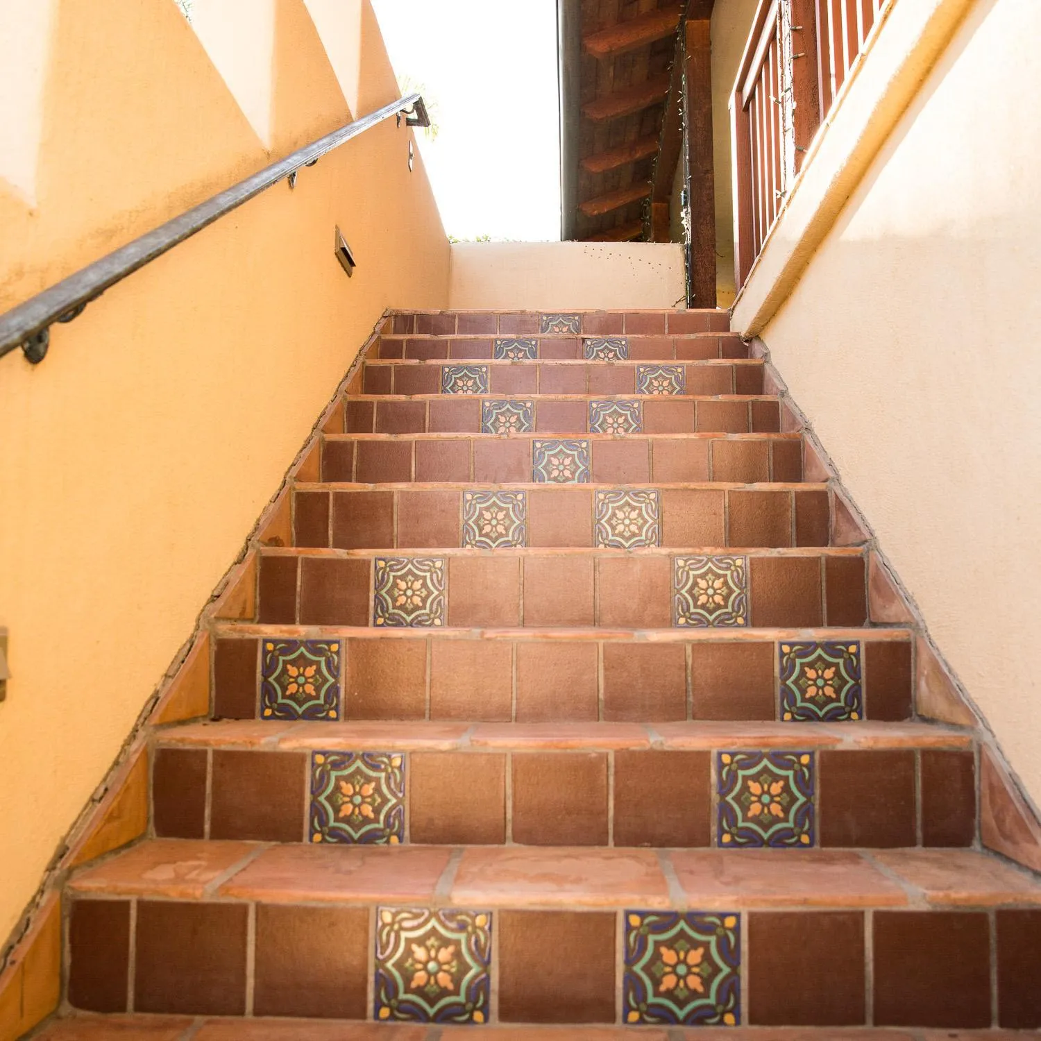 Decorative detail in Blue Iguana Inn