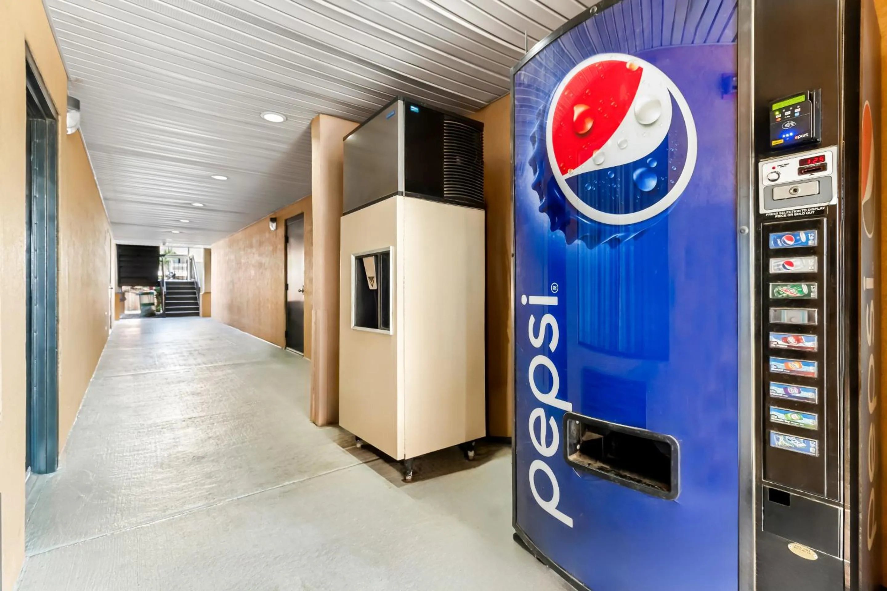 vending machine in Quality Inn & Suites Florence Civic Center