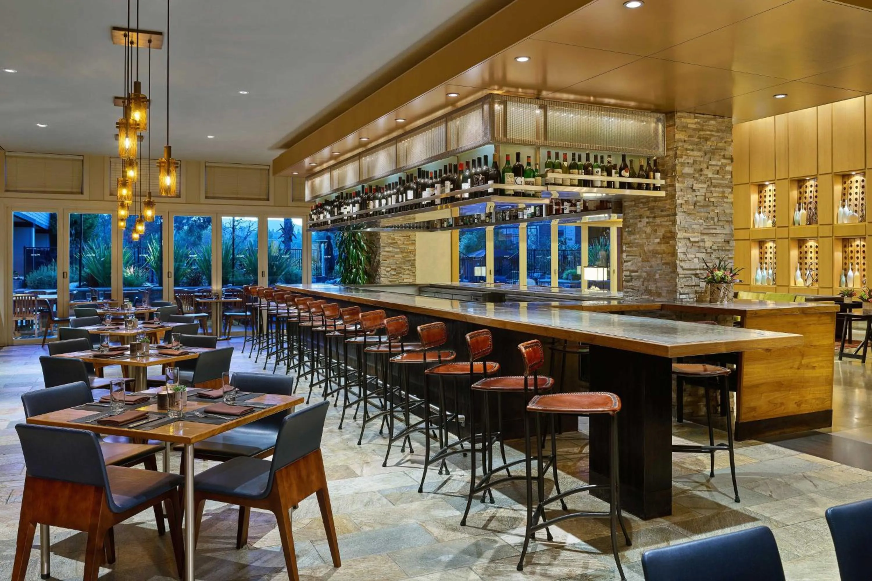 Lounge or bar in The Westin Verasa Napa