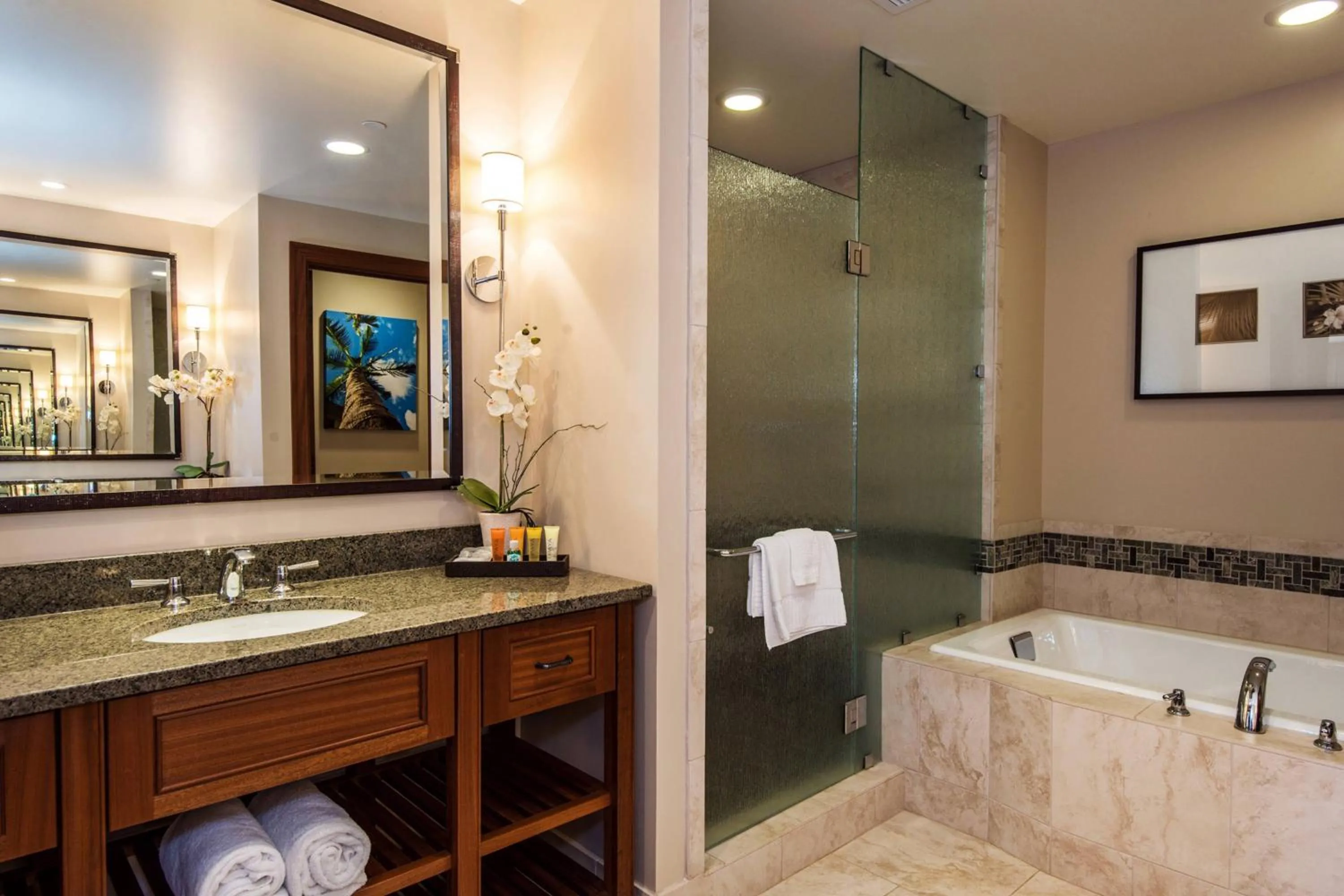 Bathroom in Koloa Landing Resort at Po'ipu, Autograph Collection