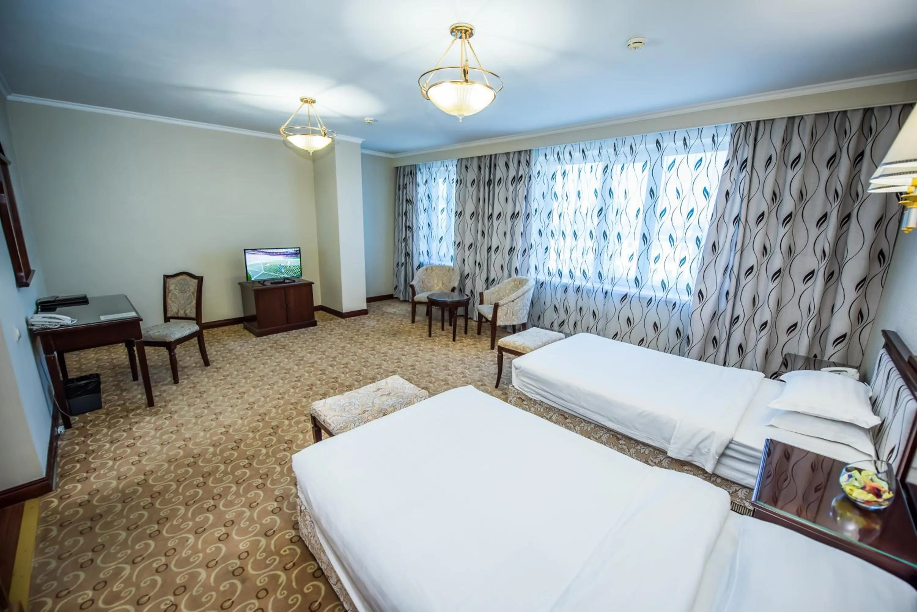 Photo of the whole room, Bed in G Empire