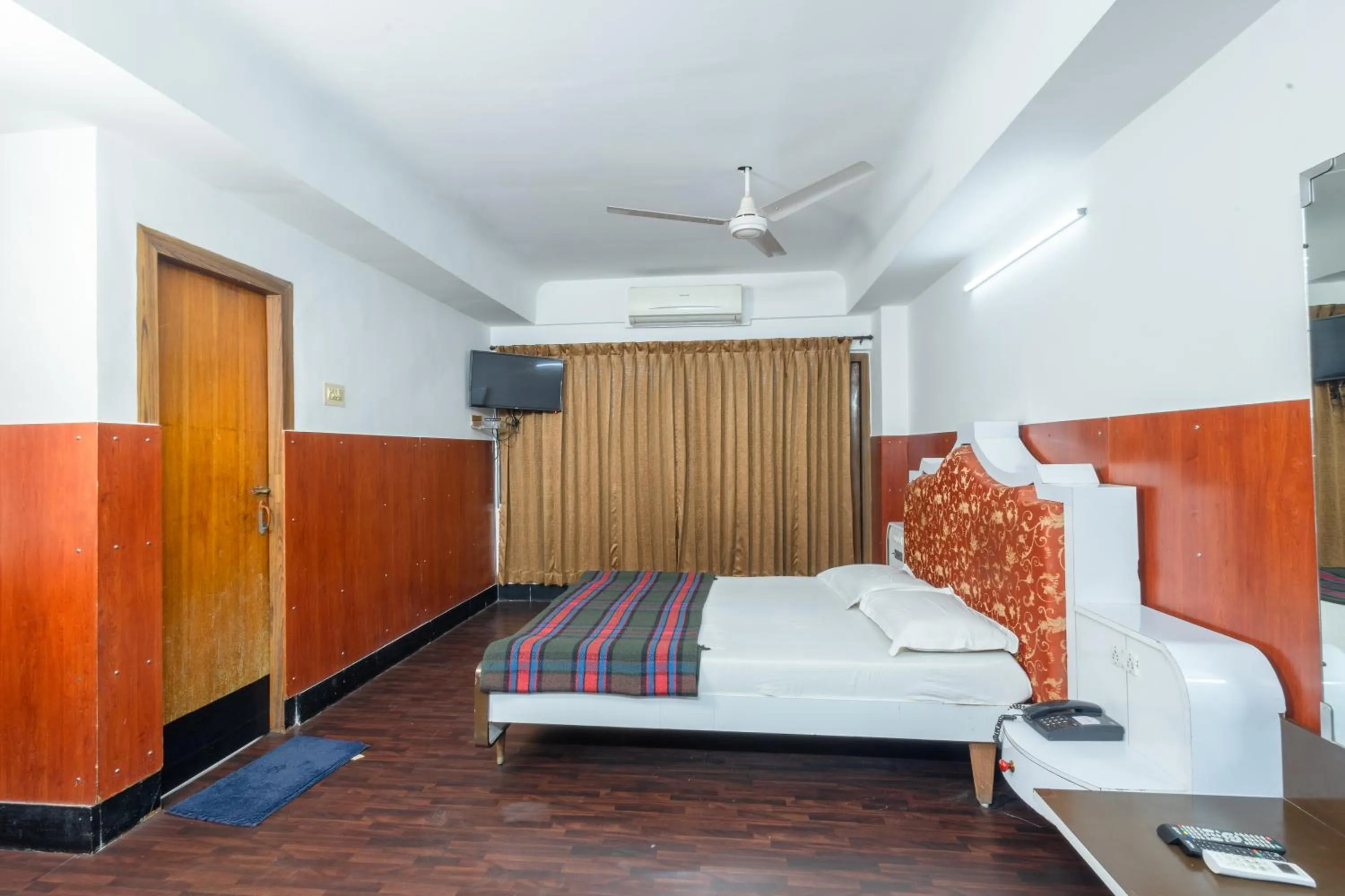 Photo of the whole room, Bed in Hotel Srilakshmi