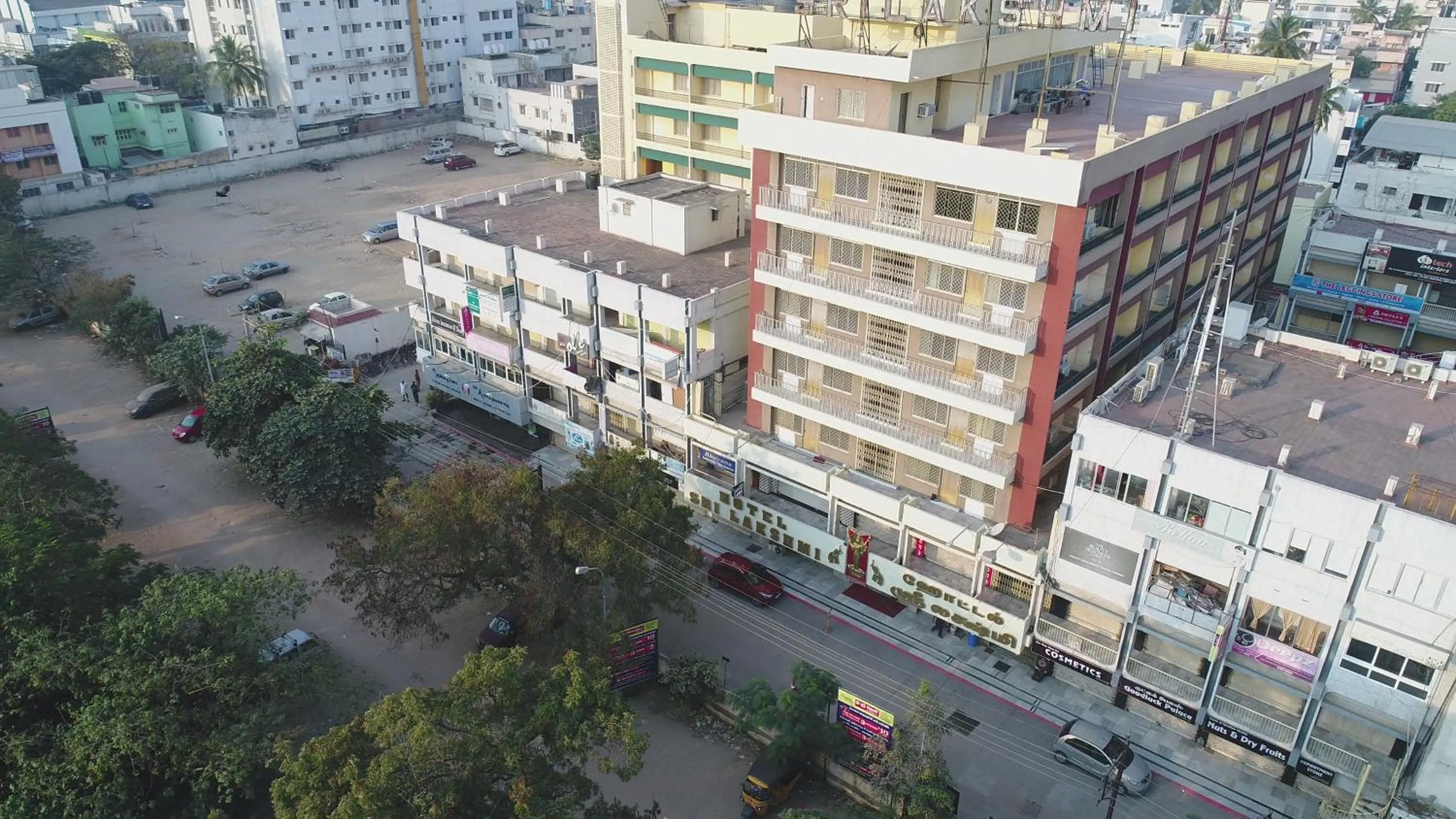 Property building in Hotel Srilakshmi