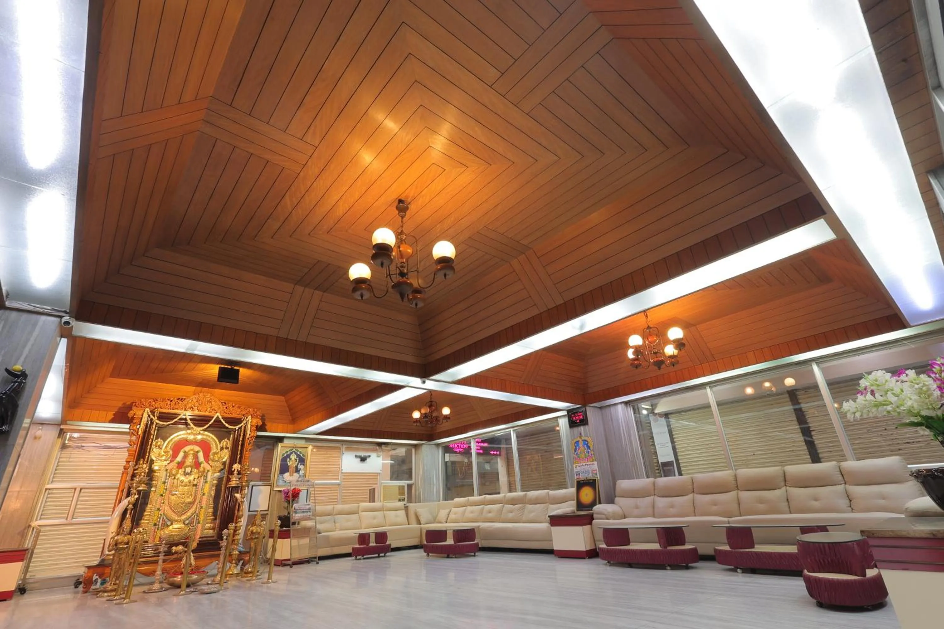 Lobby or reception in Hotel Srilakshmi