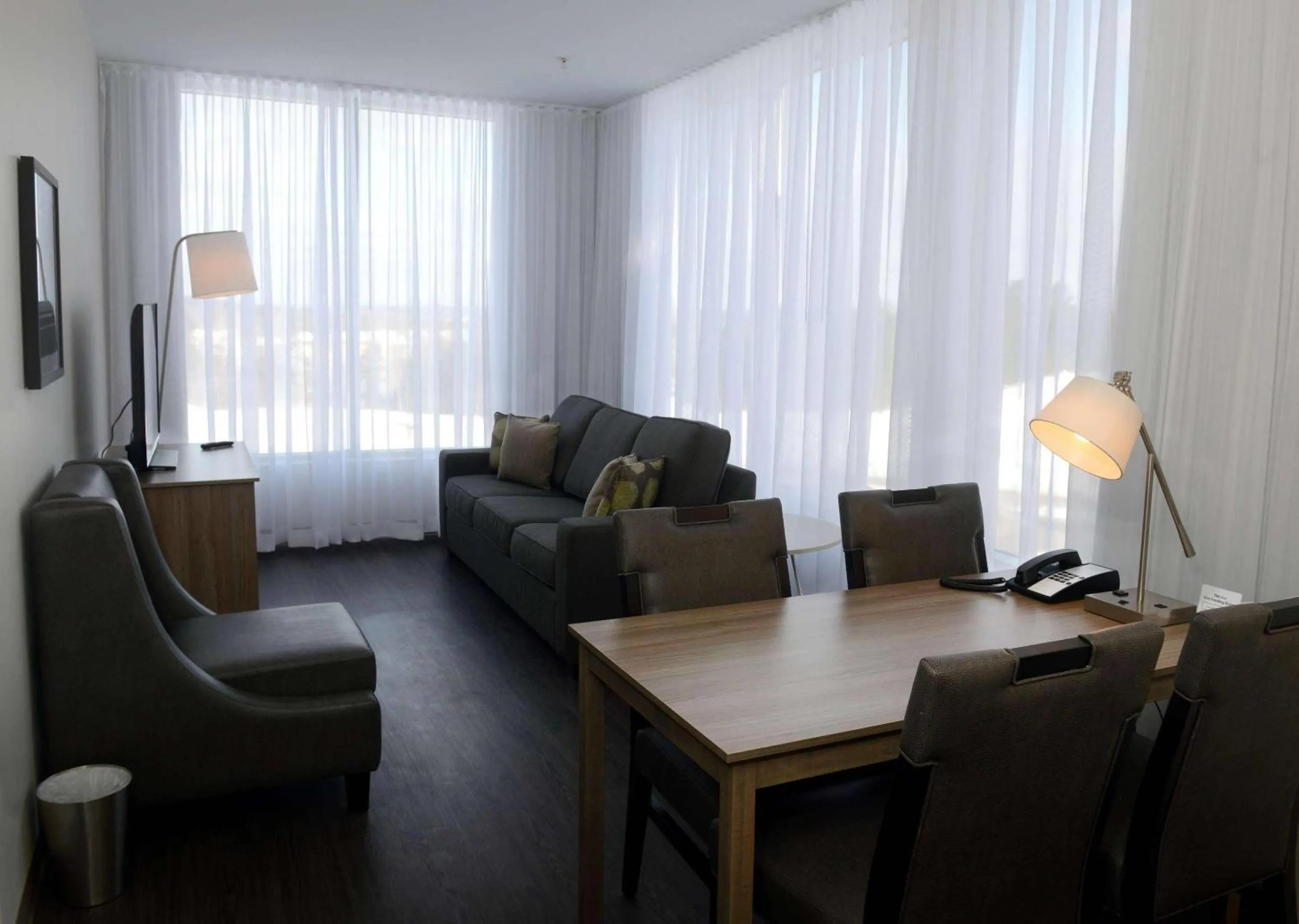 Bedroom in Radisson Kingswood Hotel & Suites, Fredericton