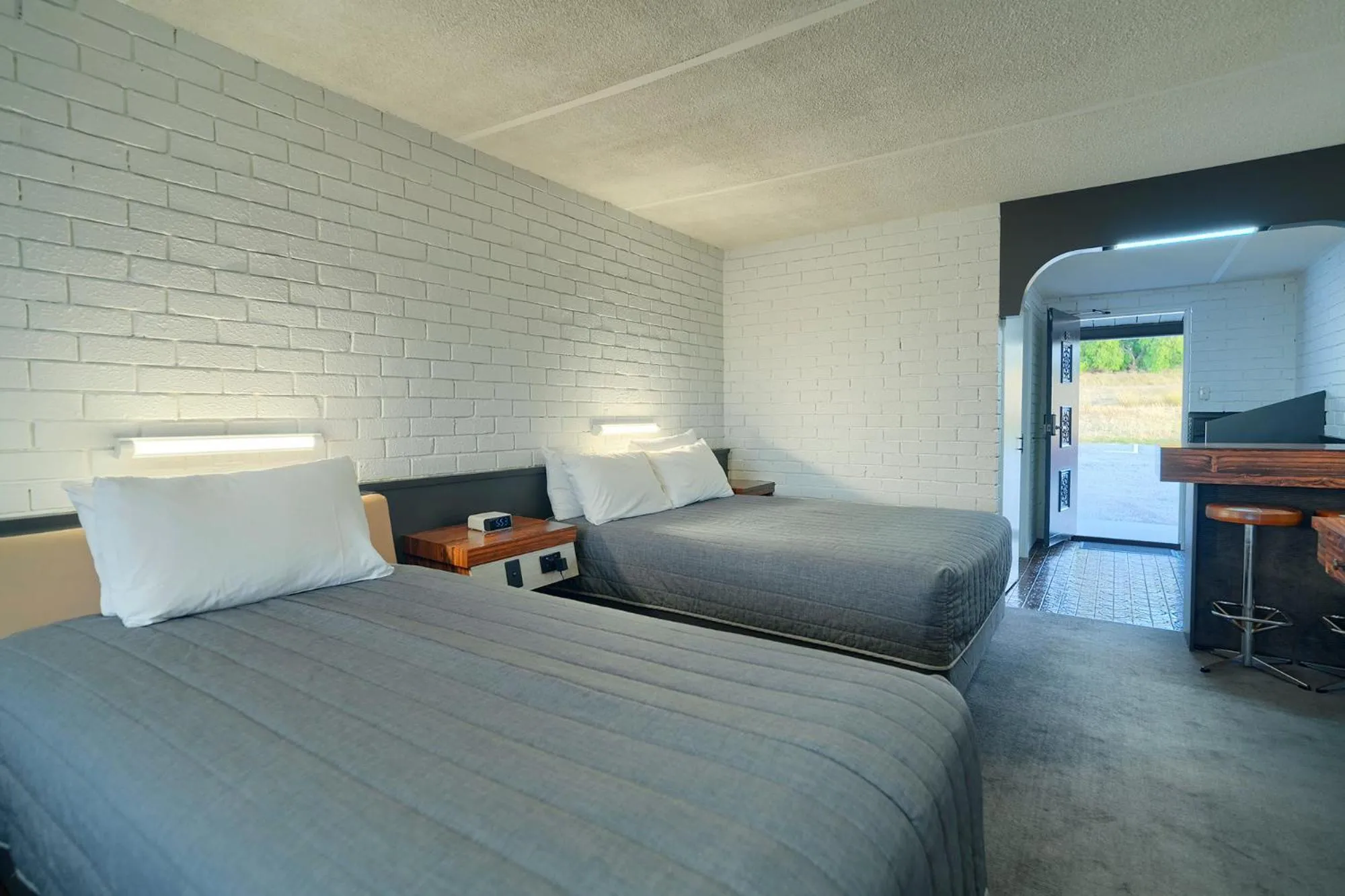 Bed in Dog Rock Motel