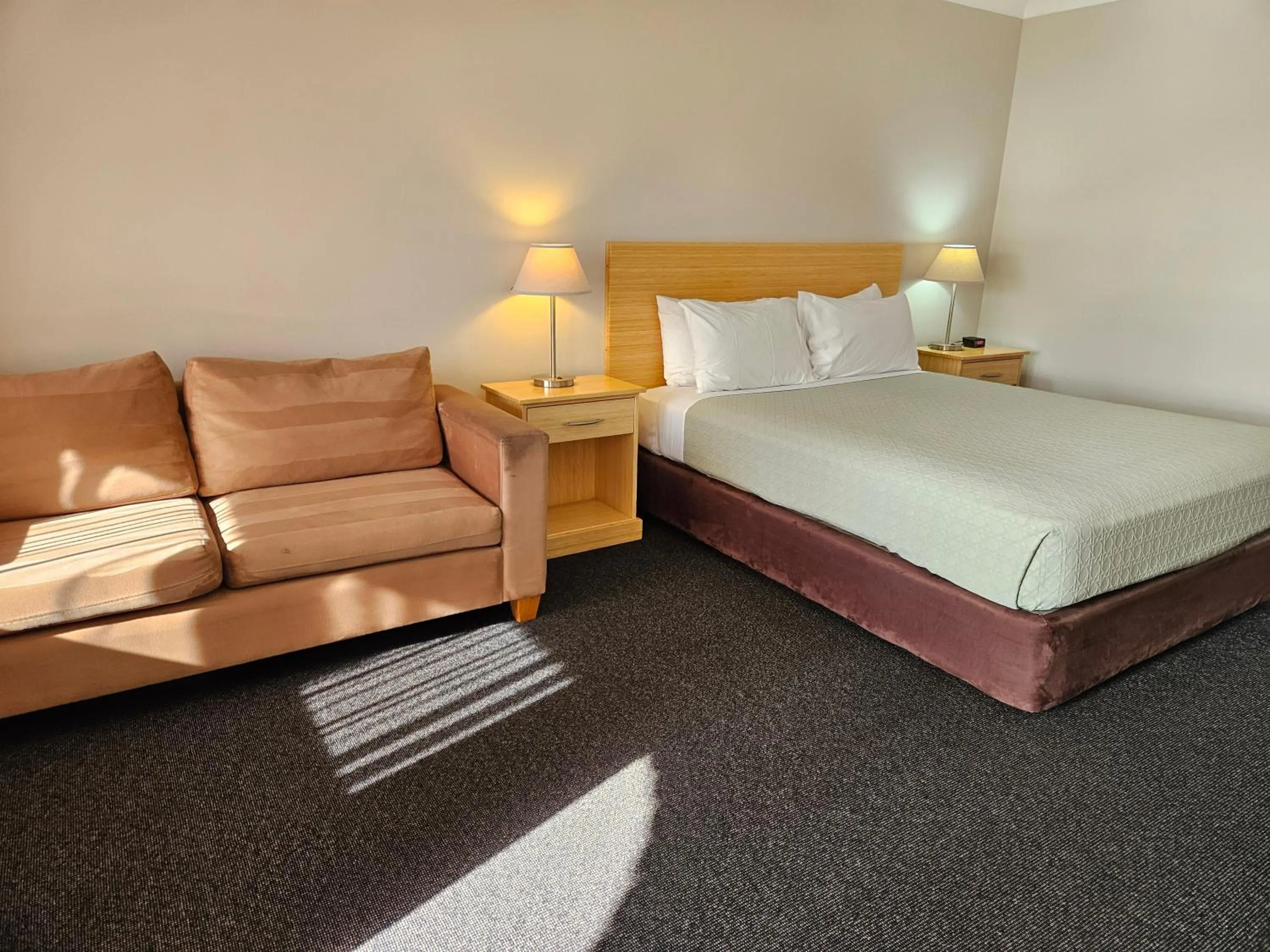 Bed in Dog Rock Motel