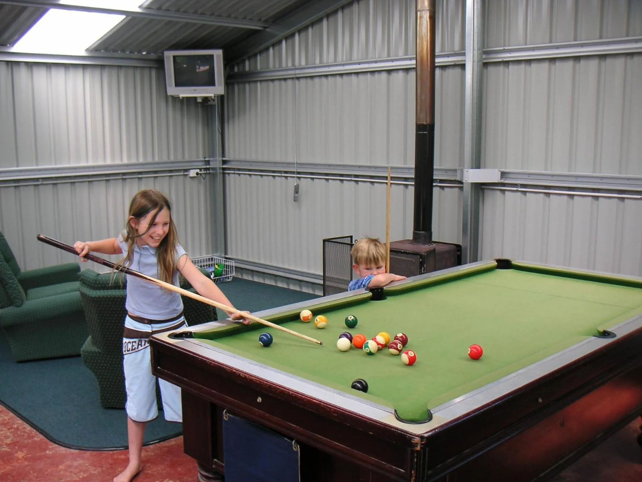 Communal lounge/ TV room in Albany Holiday Park