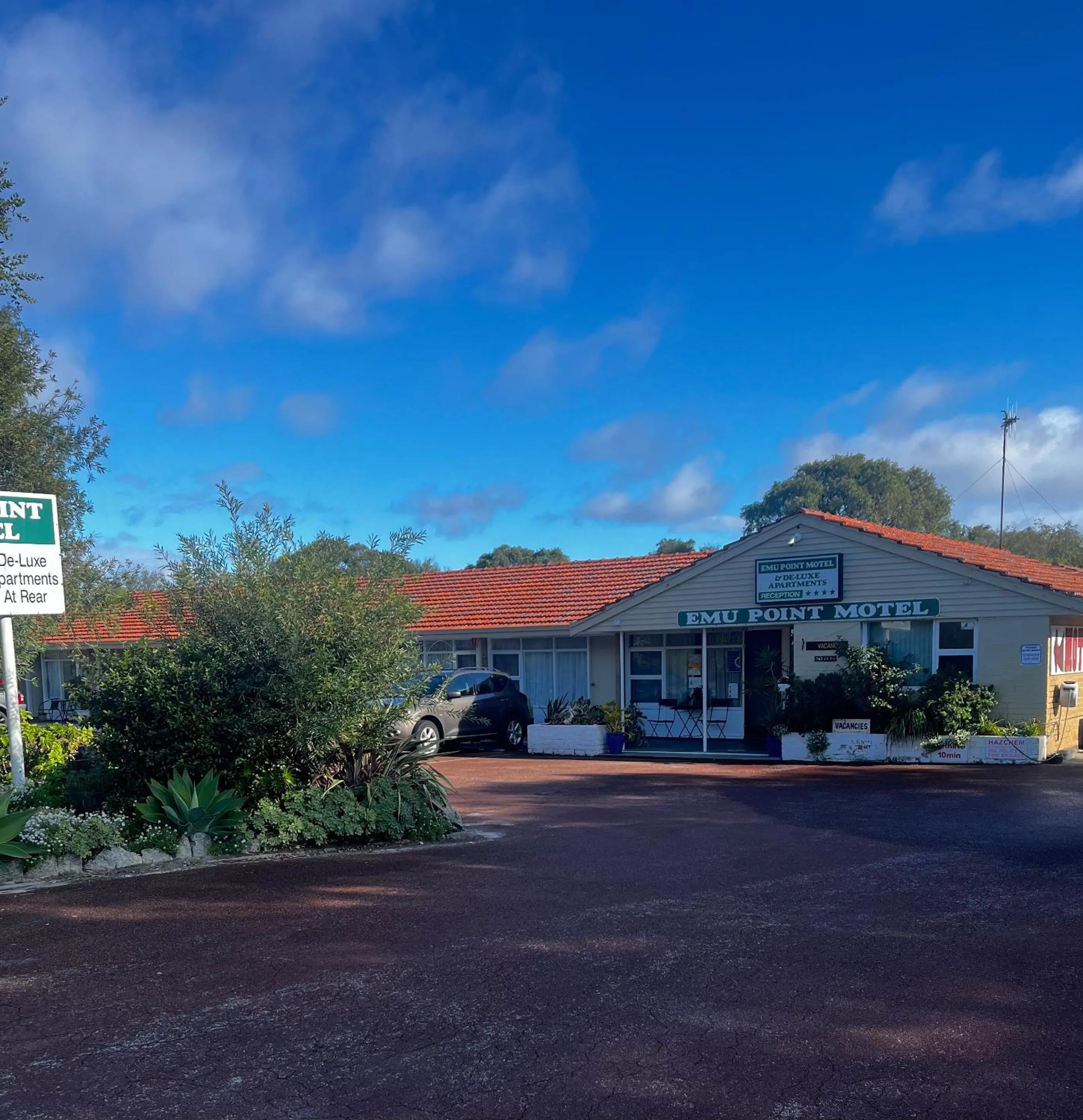 Property building in Emu Point Motel