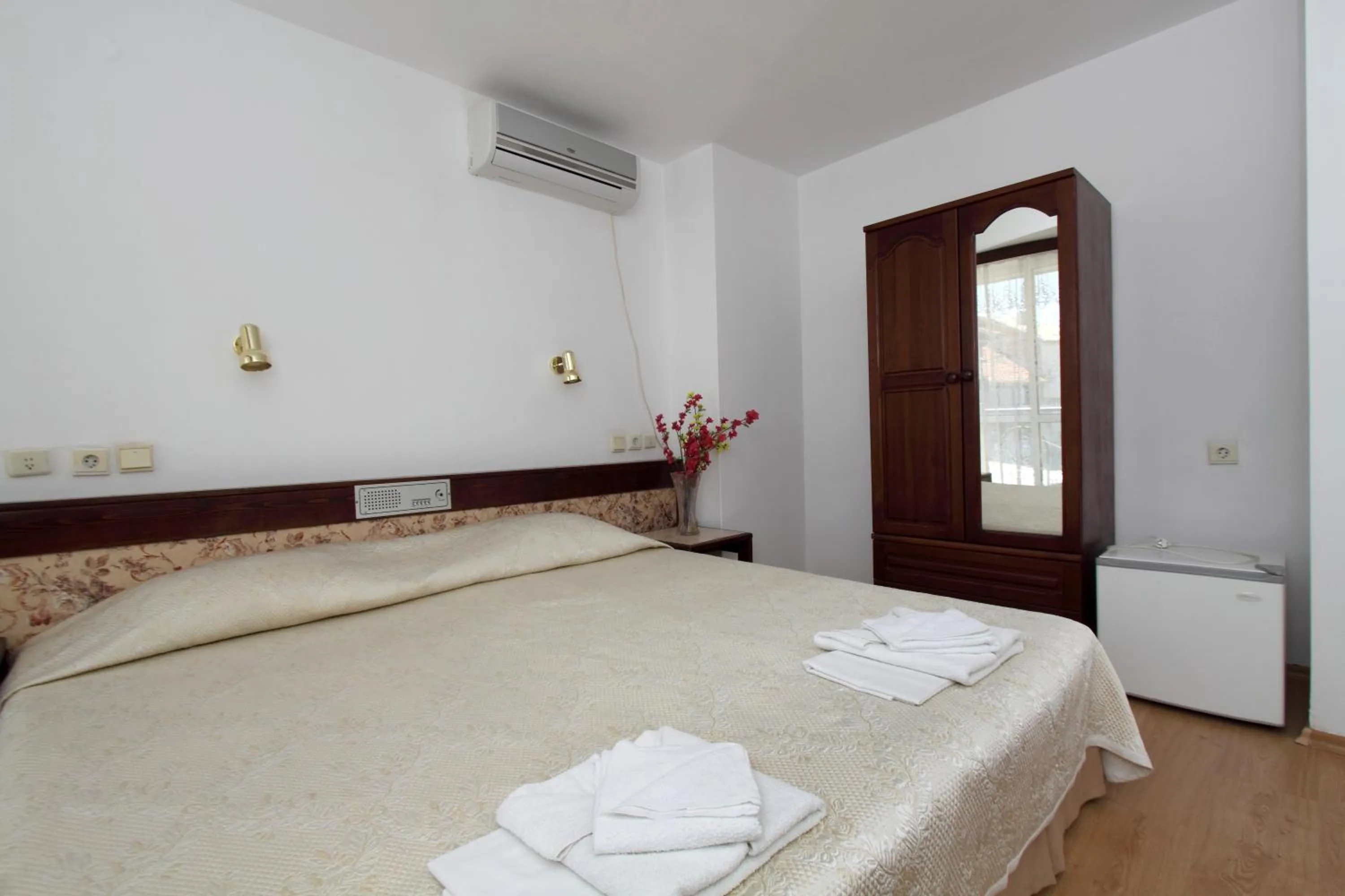 Bedroom, Bed in Family Hotel Verona