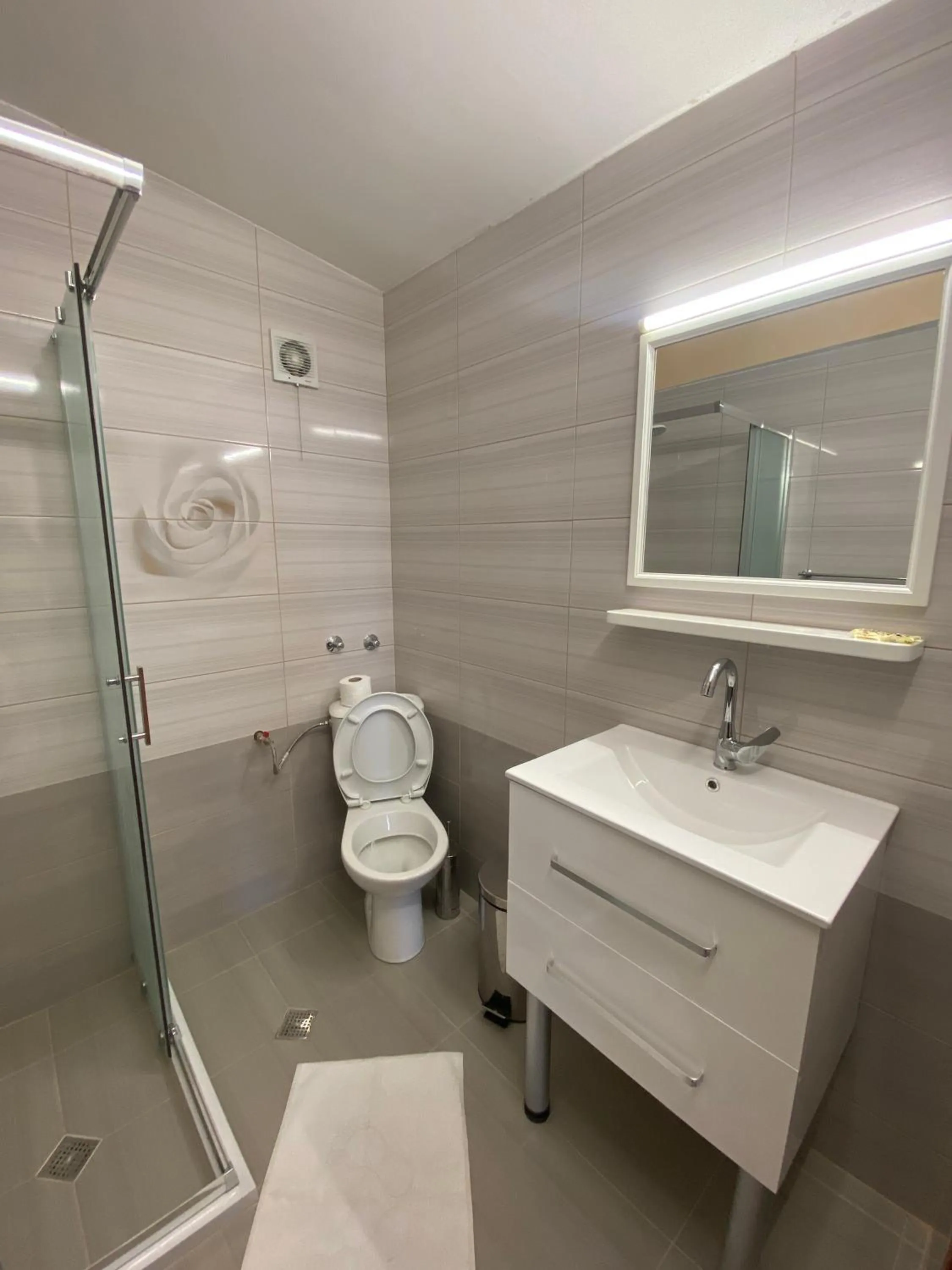 Bathroom in Family Hotel Verona