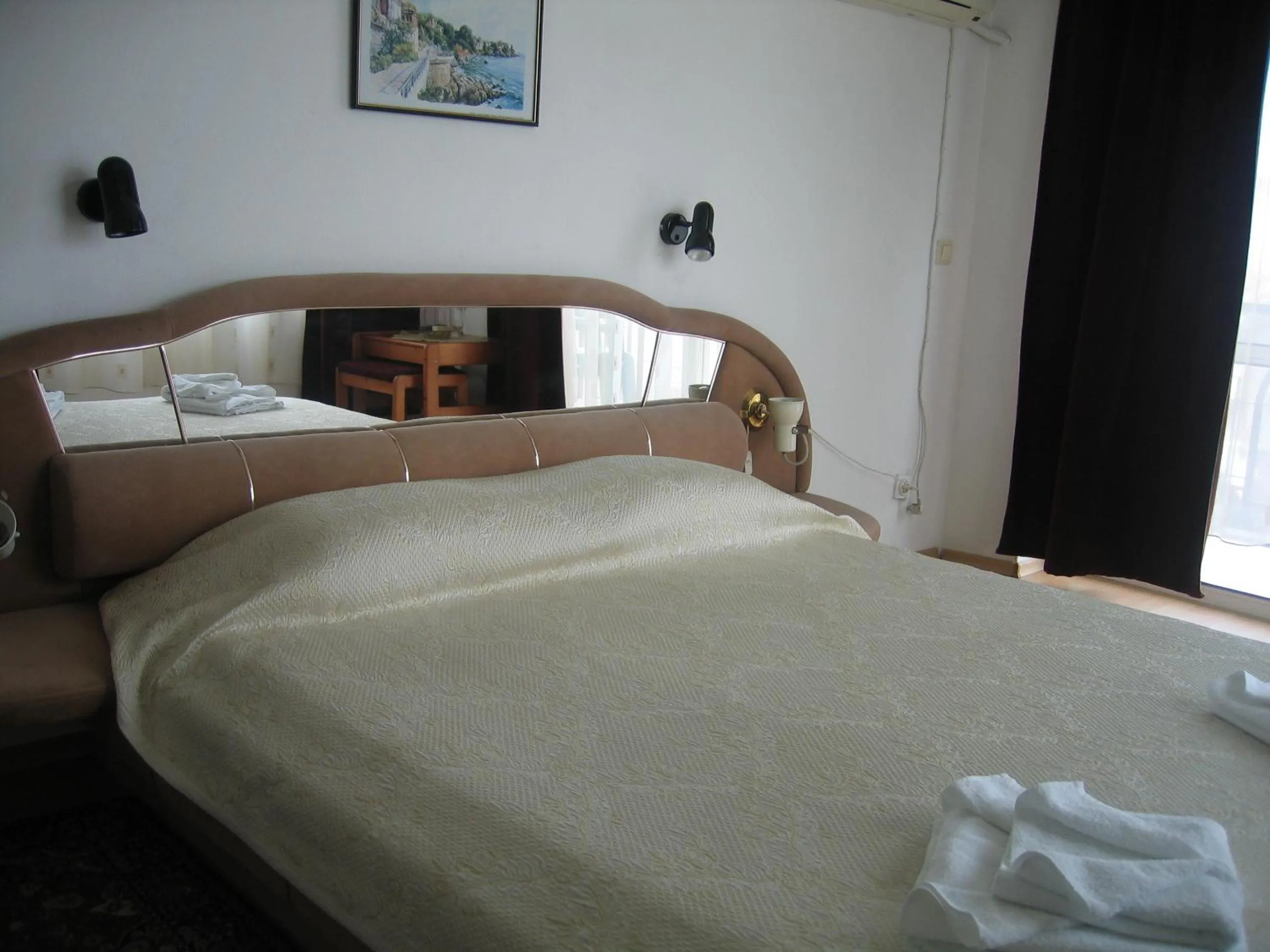 Bedroom, Bed in Family Hotel Verona