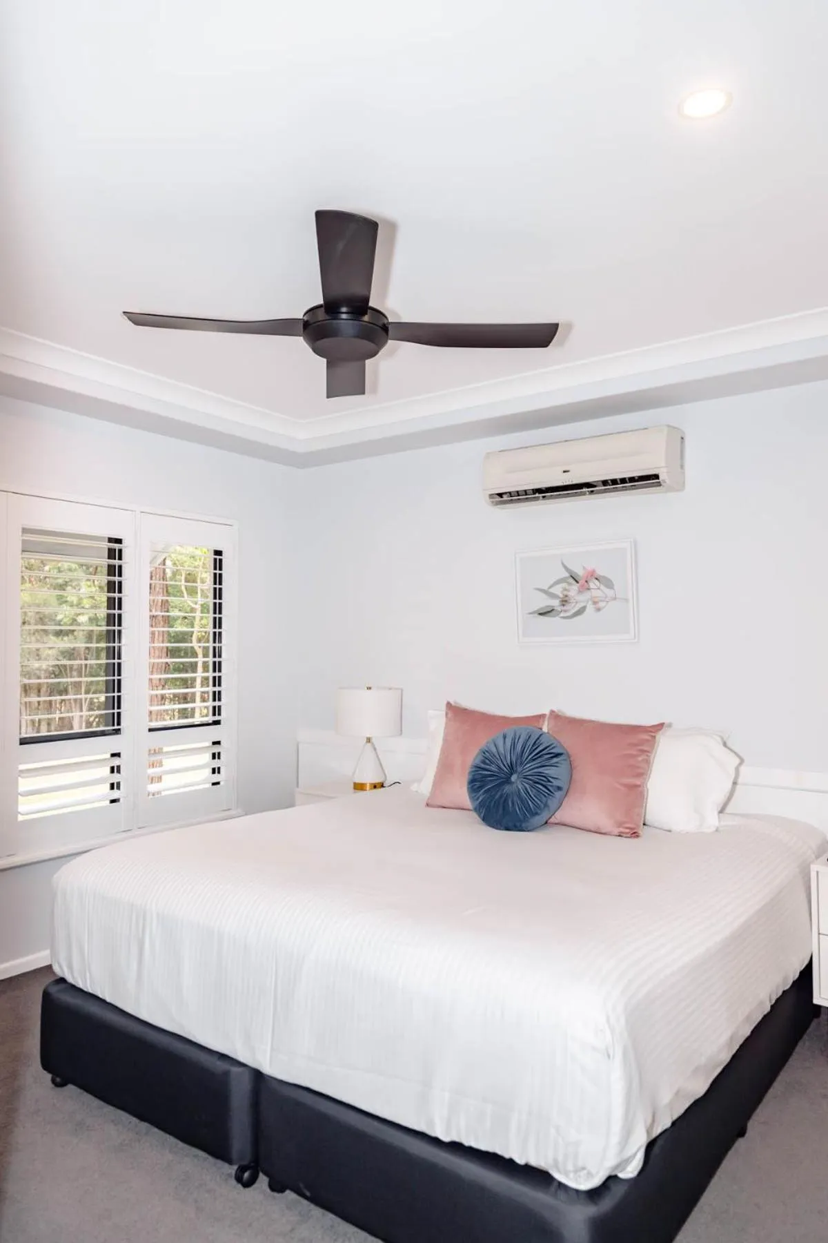 Bed in Noosa Springs Golf & Spa Resort