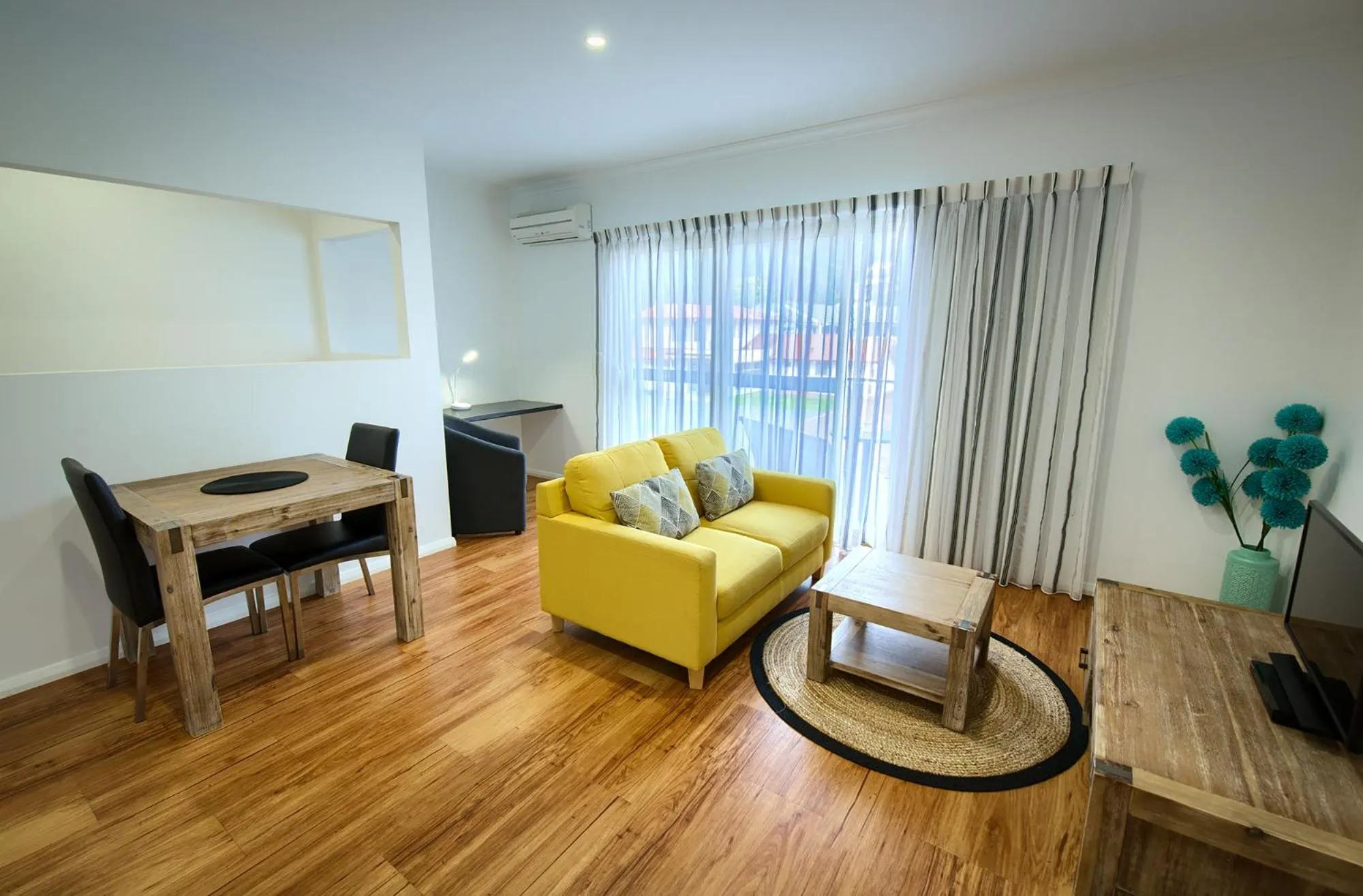 TV and multimedia in Pelicans Albany Middleton Beach