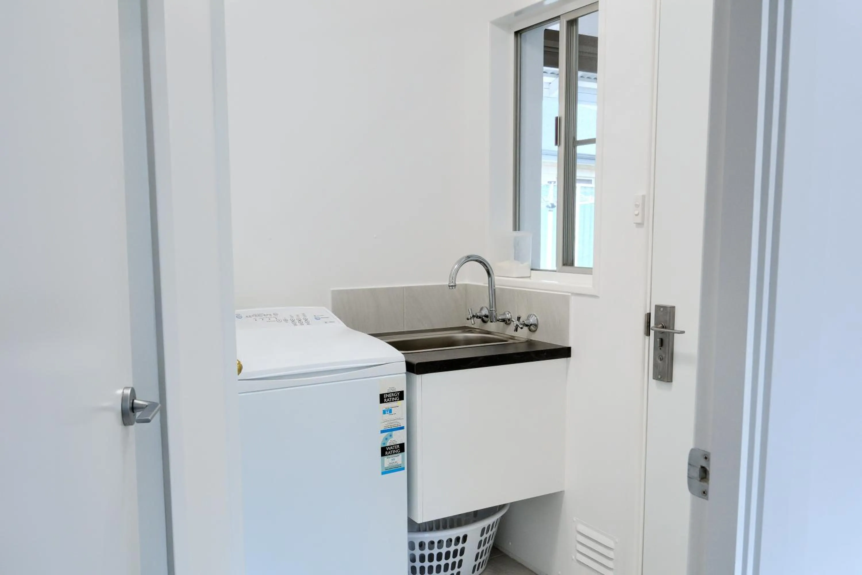 washing machine in Pelicans Albany Middleton Beach