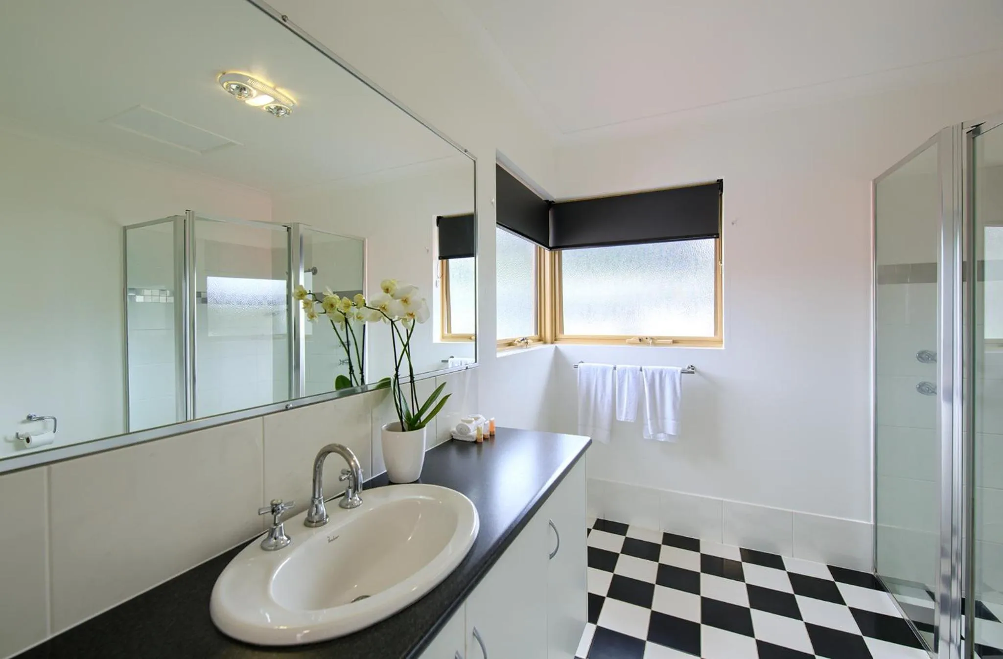 Shower in Pelicans Albany Middleton Beach