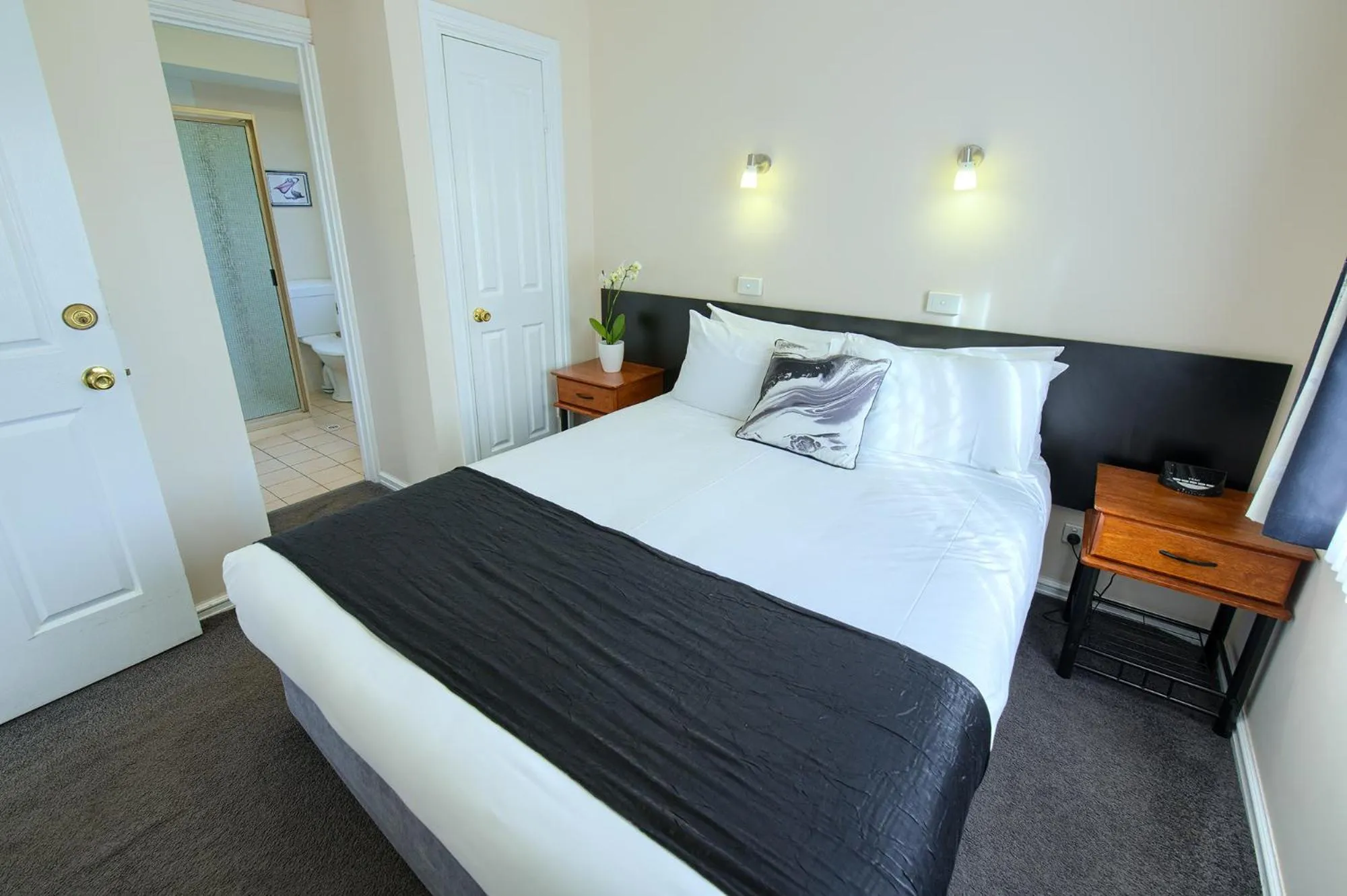 Bed in Pelicans Albany Middleton Beach