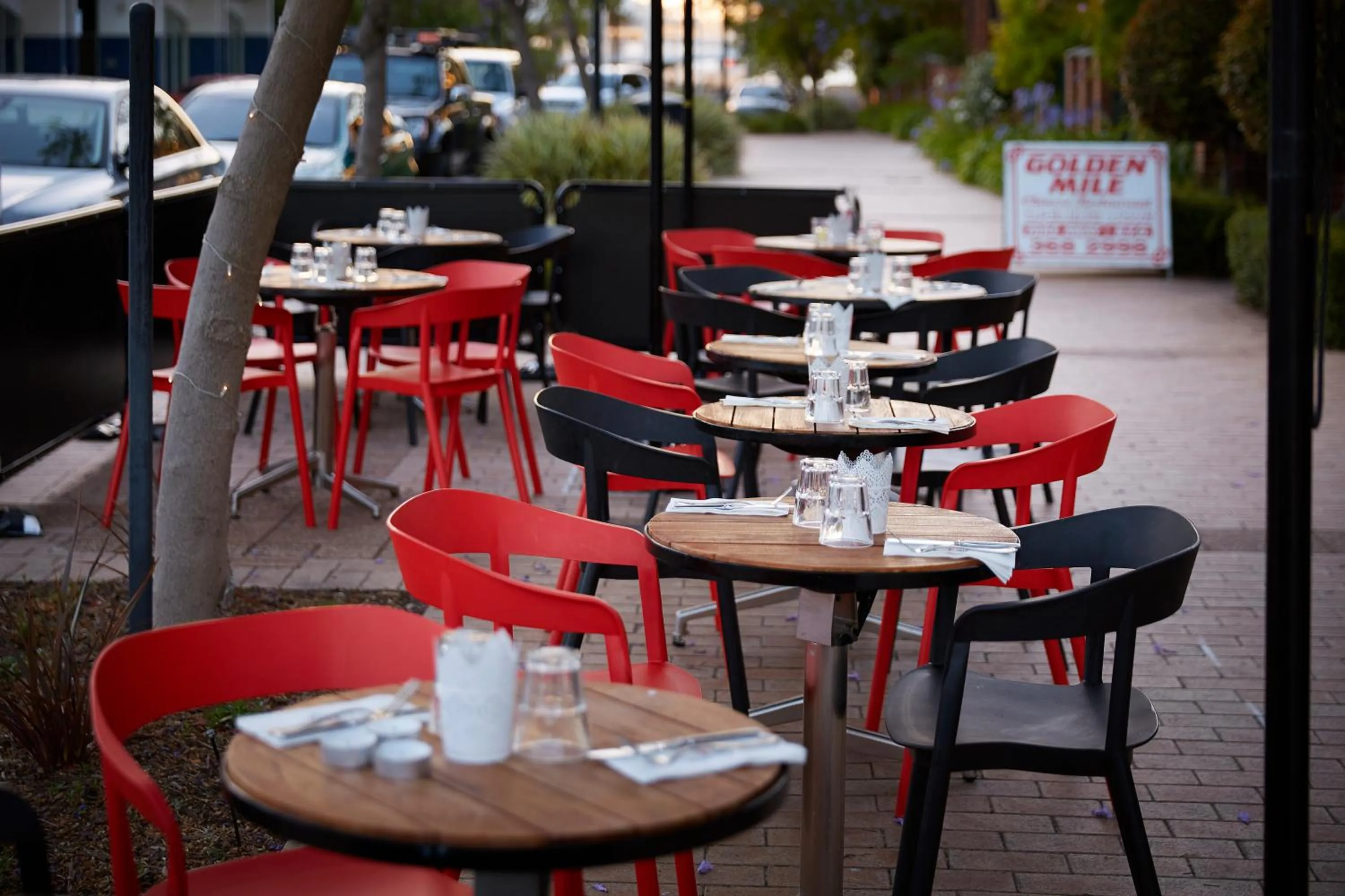 Restaurant/places to eat in Windsor Lodge