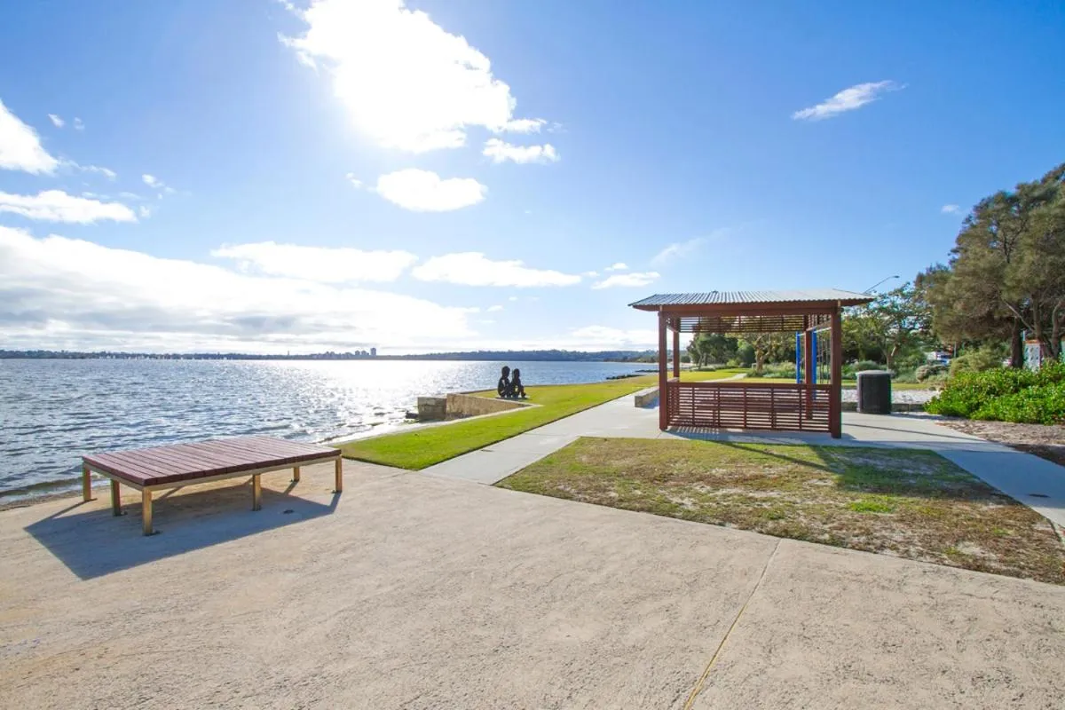 Nearby landmark in Windsor Lodge