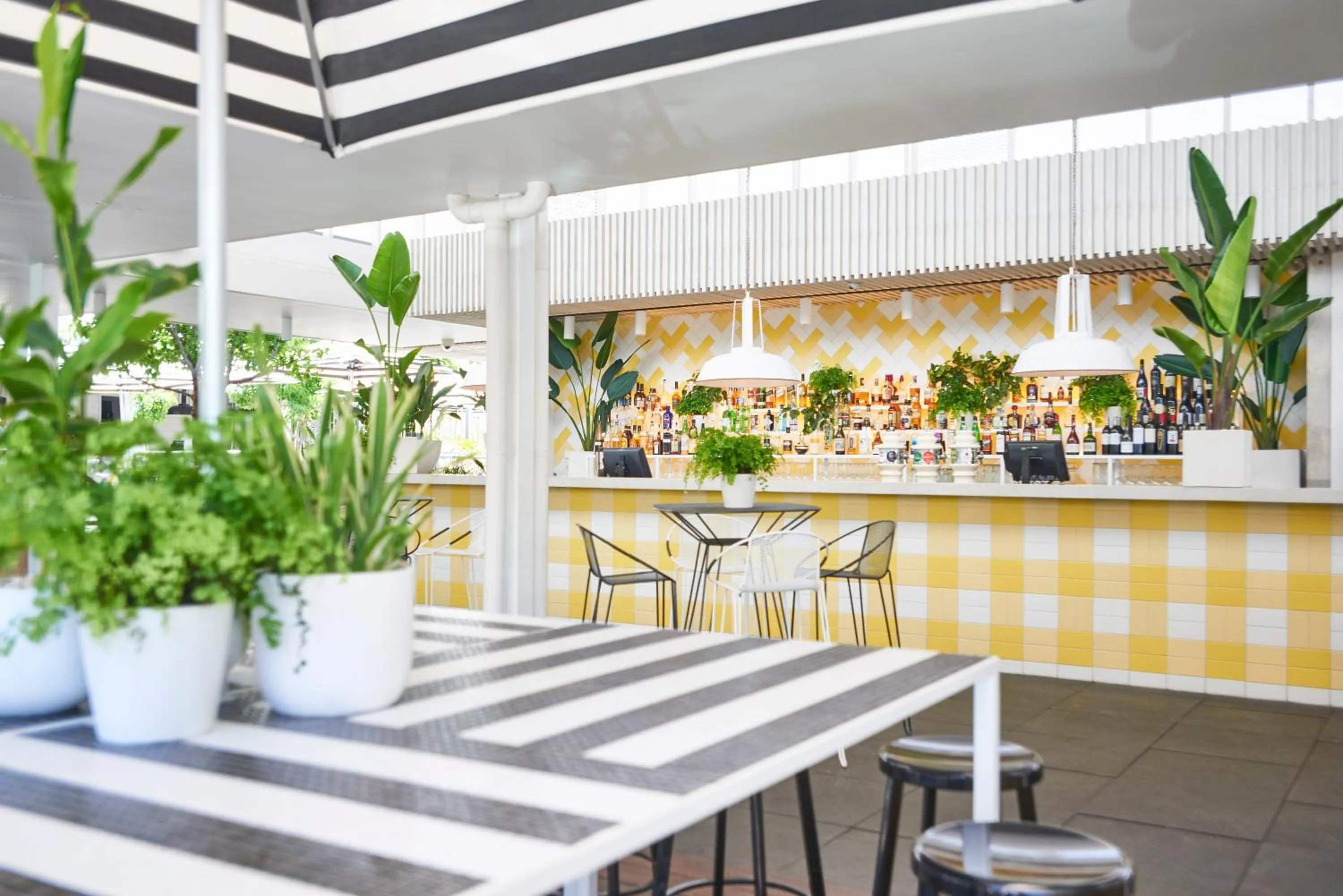 Restaurant/places to eat in Cottesloe Beach Hotel