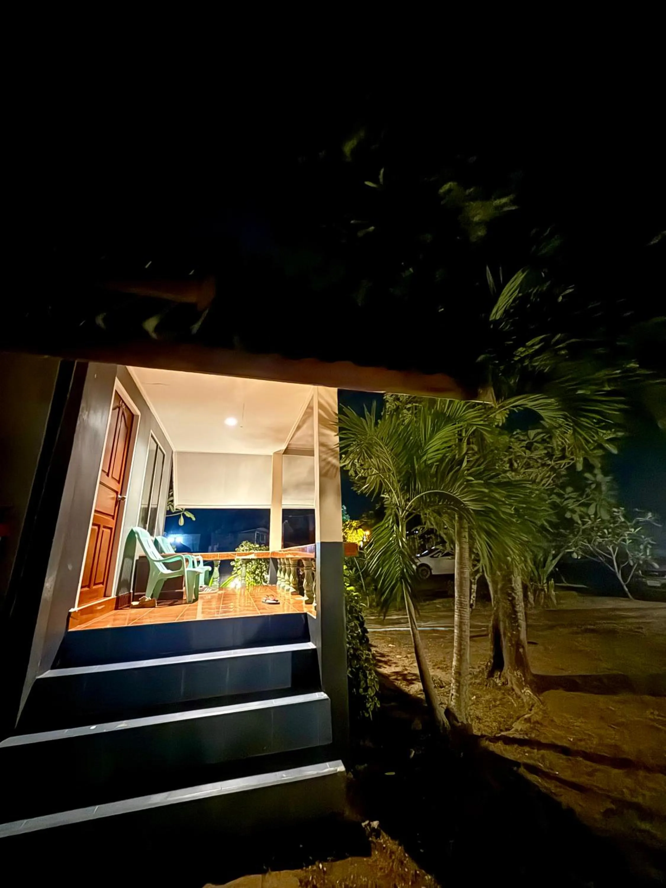 Lanta Palm Beach Resort , Beach Bungalow - Koh Lanta