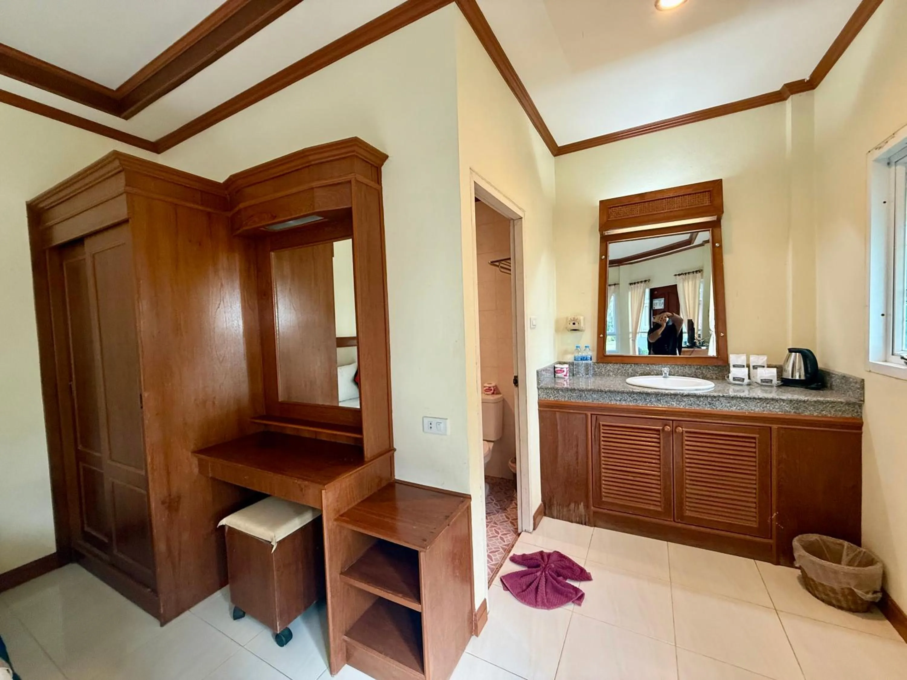 Lanta Palm Beach Resort , Beach Bungalow - Koh Lanta