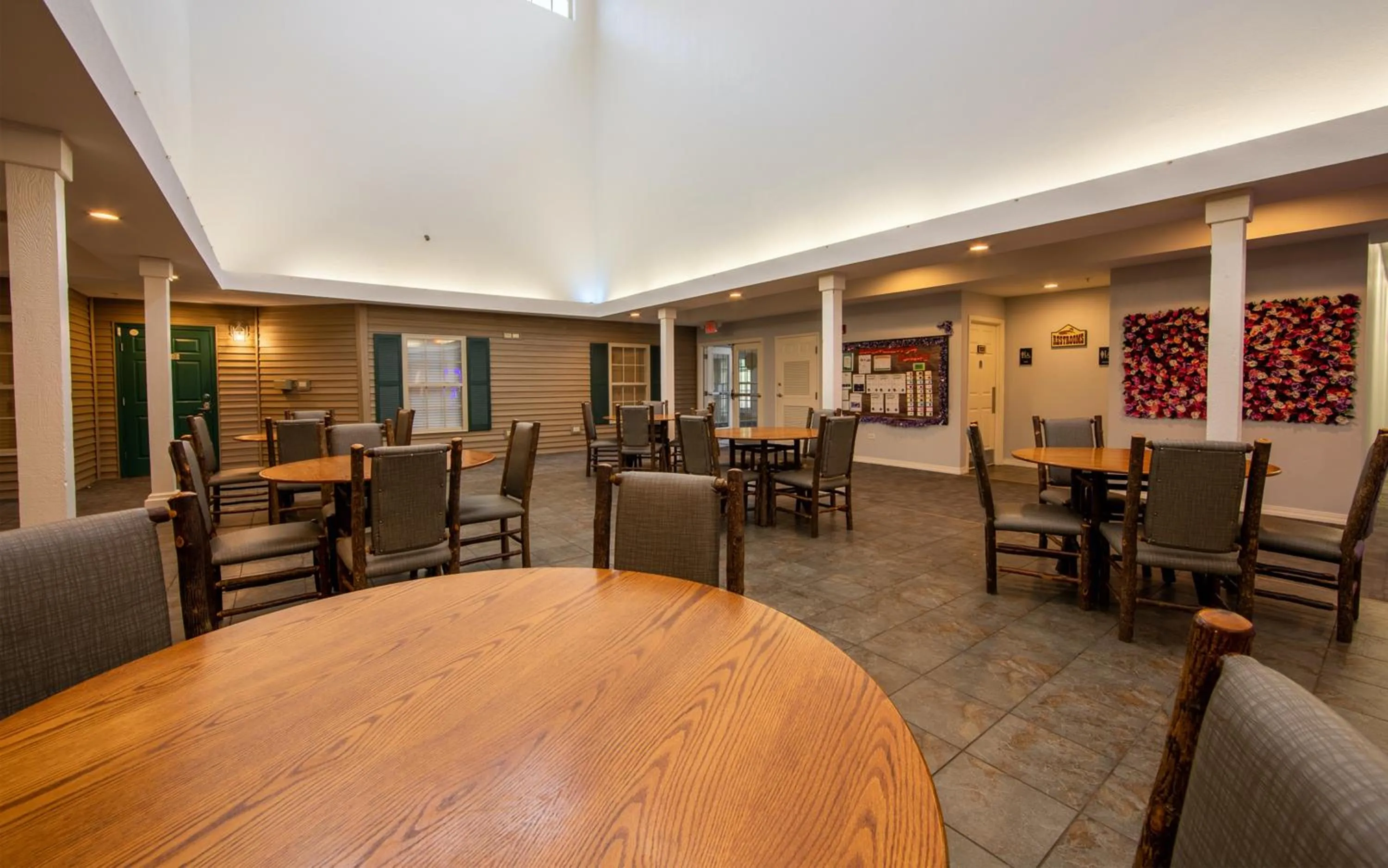 Restaurant/places to eat in Holiday Inn Club Vacations Fox River Resort at Sheridan