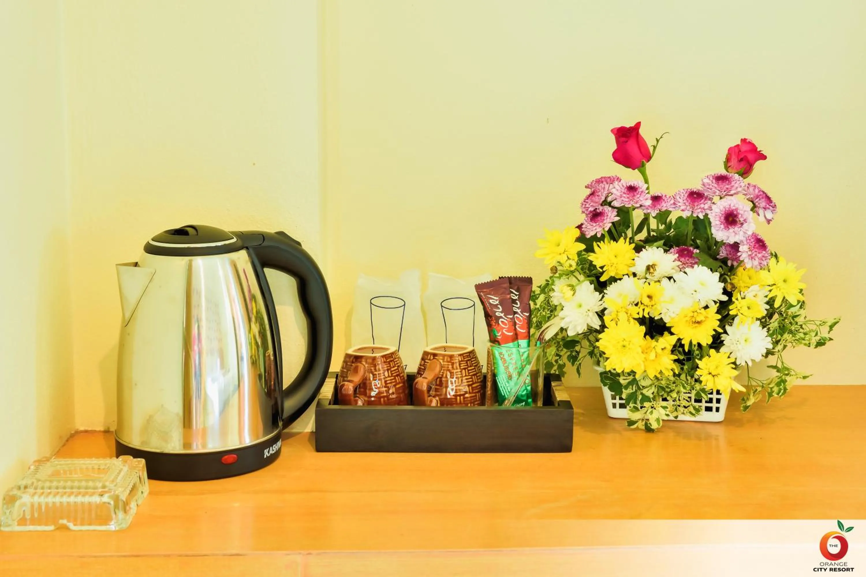 Coffee/tea facilities in The Orange City Resort
