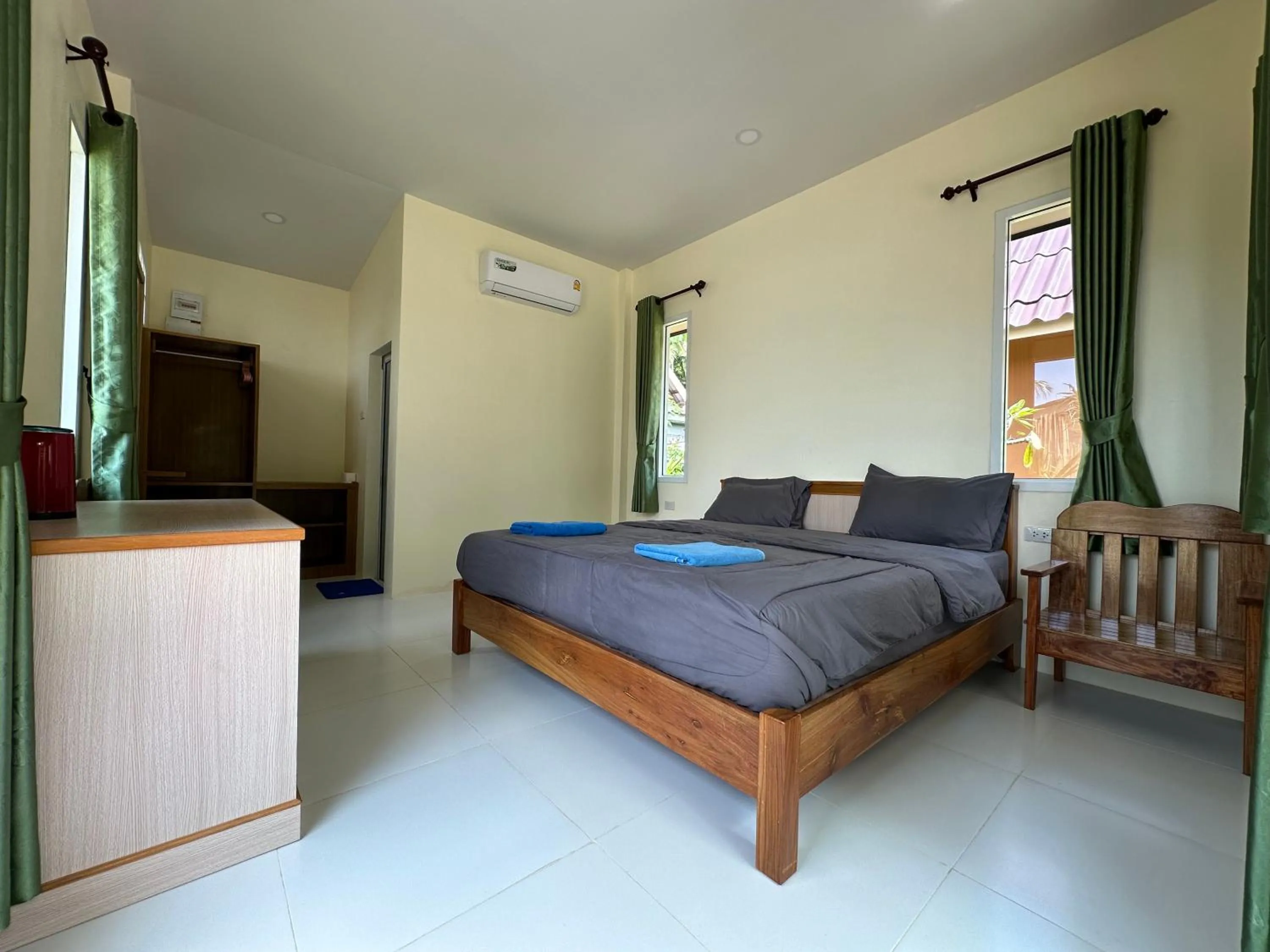 Bed in Sea Shell Beach Resort