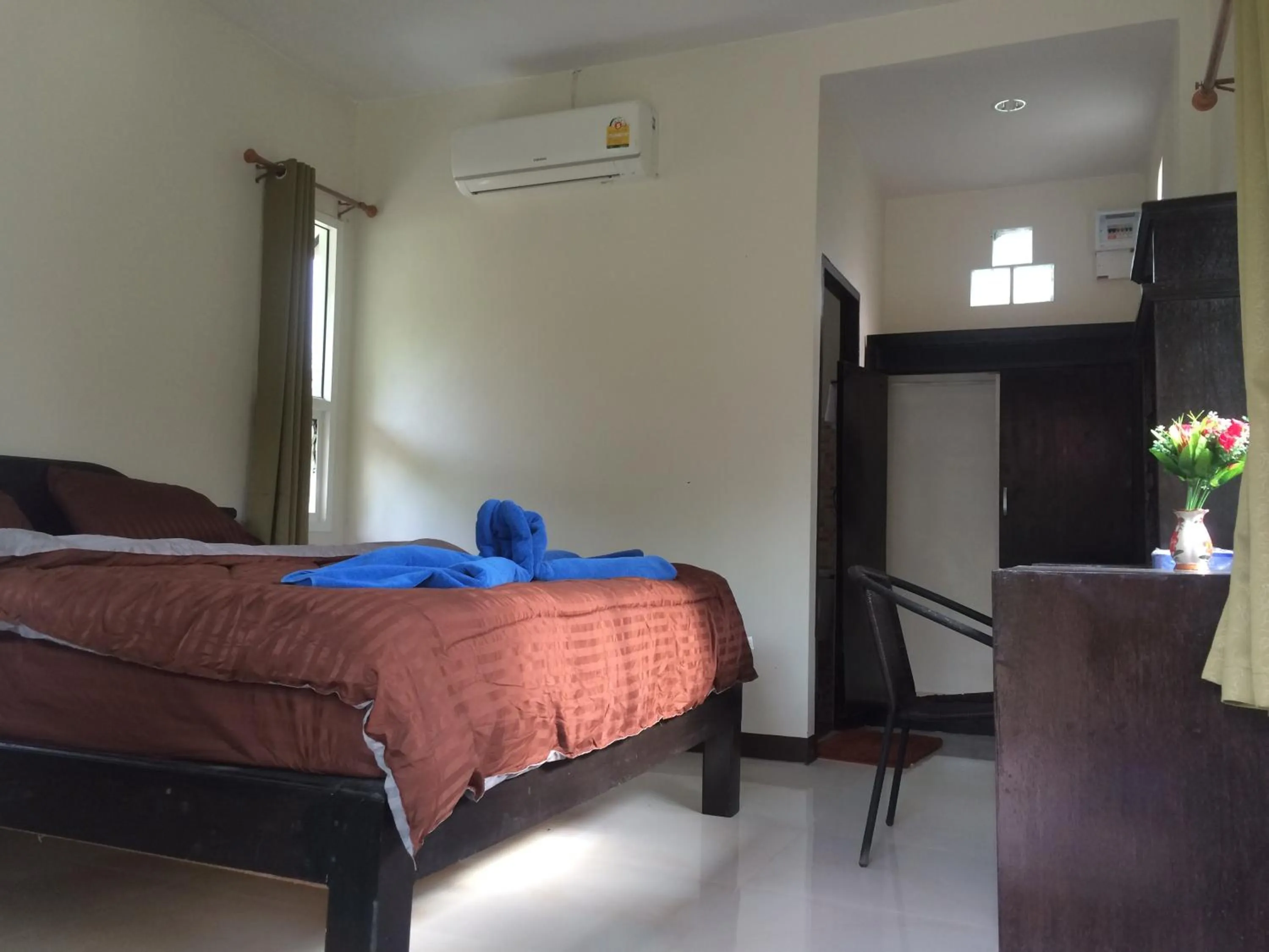 Bed in Sea Shell Beach Resort