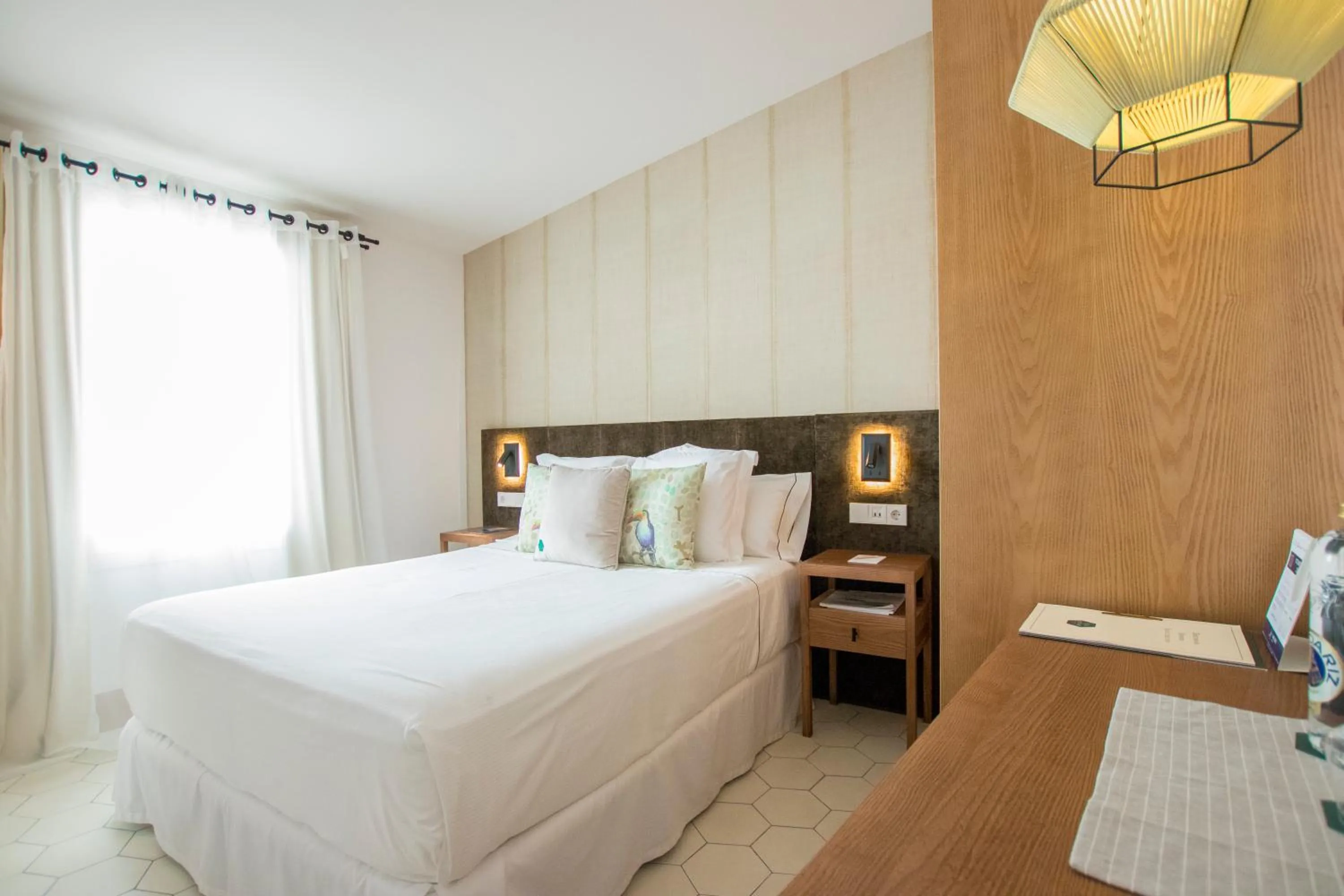 Bed in Boutique Hotel Sant Roc & Spa